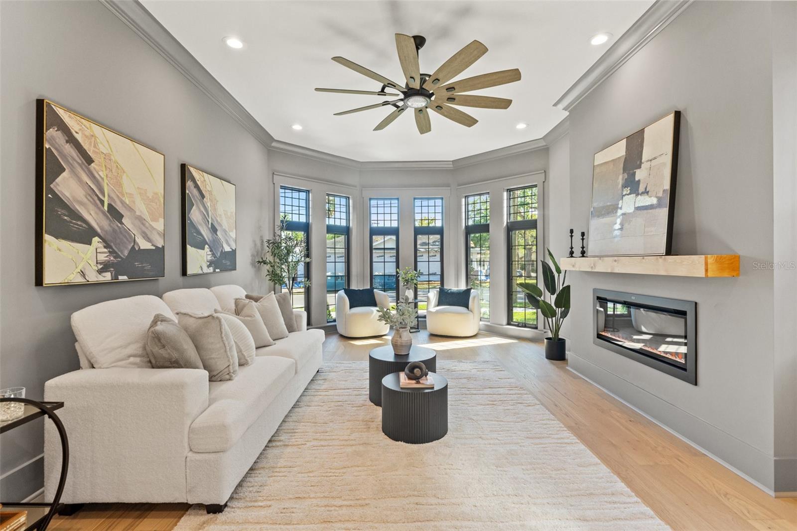 807 W PARK AVE, TAMPA, FL, 33602