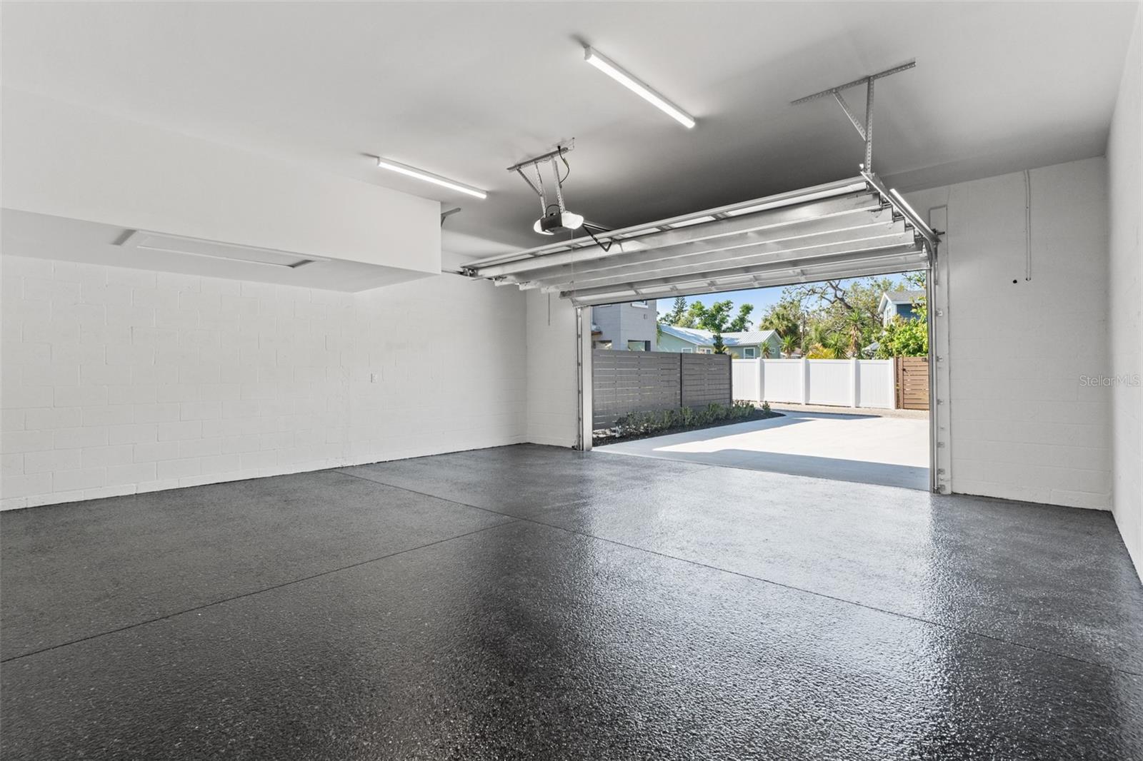 807 W PARK AVE, TAMPA, FL, 33602