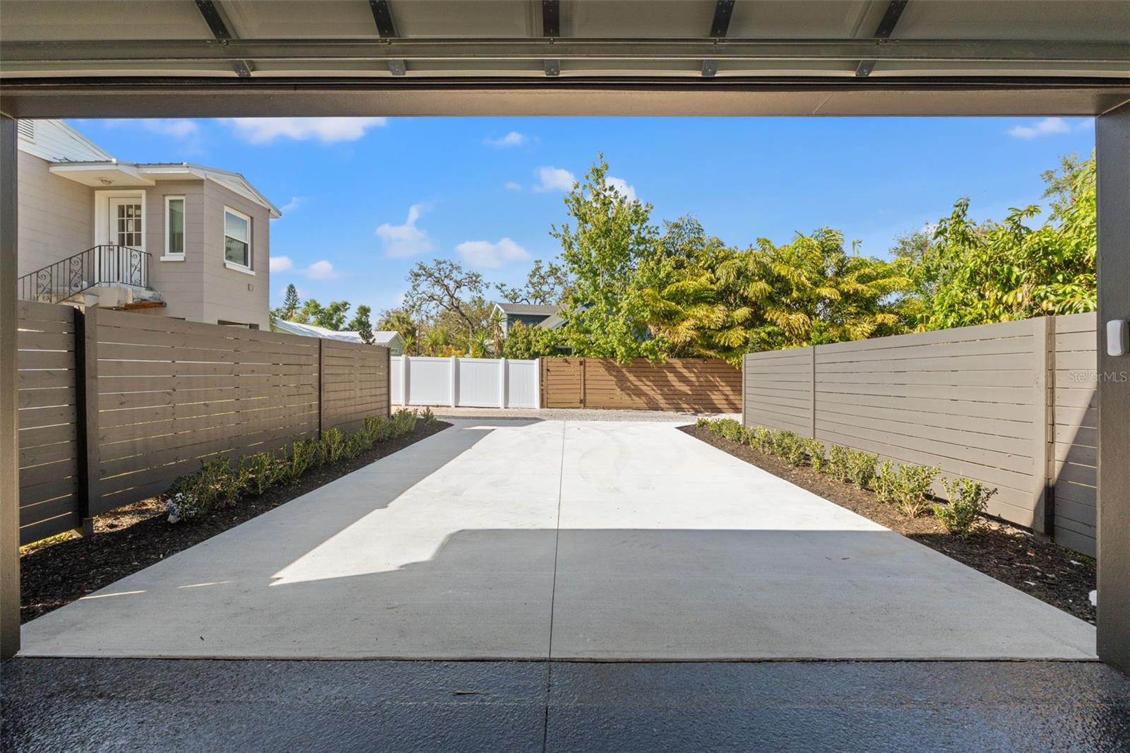 807 W PARK AVE, TAMPA, FL, 33602
