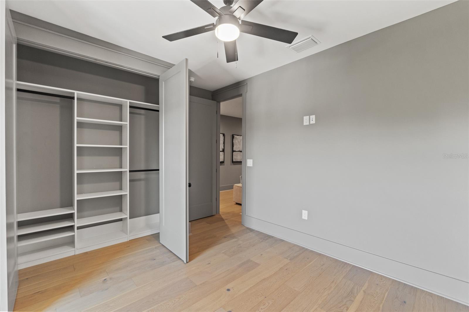 807 W PARK AVE, TAMPA, FL, 33602
