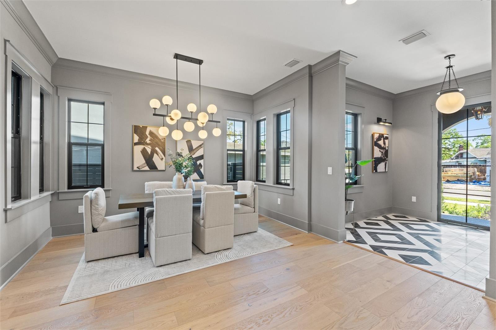 807 W PARK AVE, TAMPA, FL, 33602