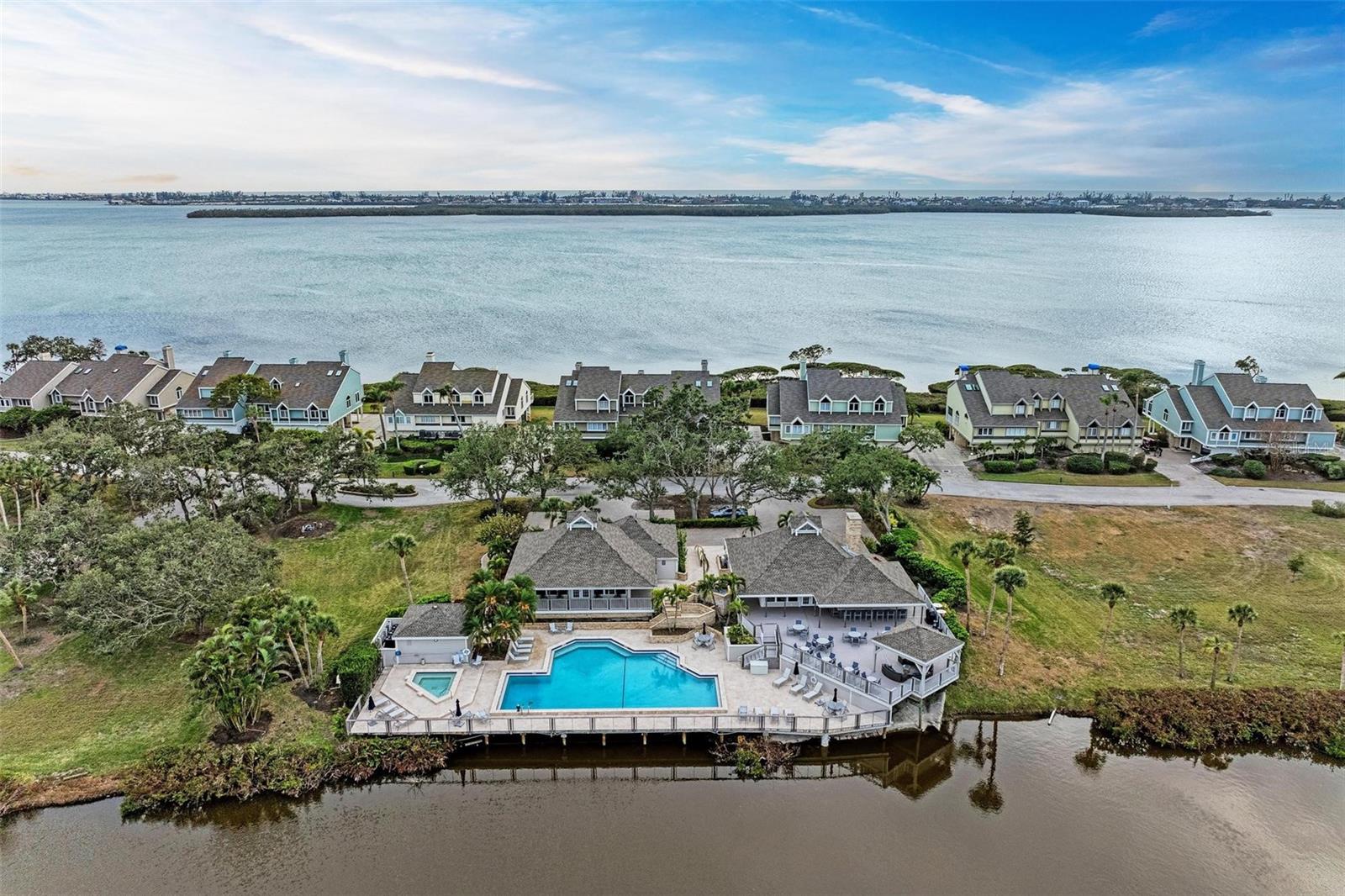 25 TIDY ISLAND BLVD, BRADENTON, FL, 34210
