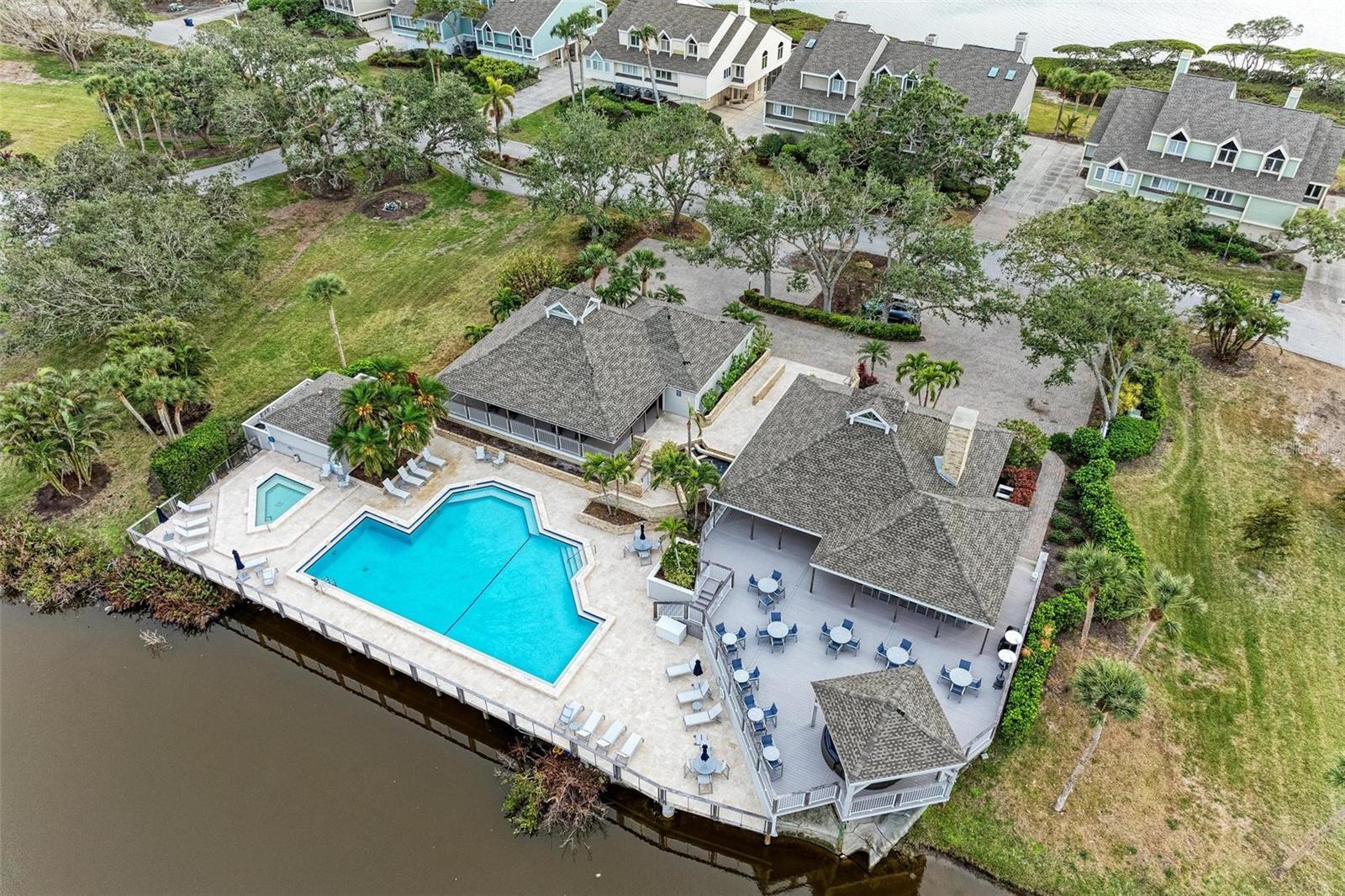 25 TIDY ISLAND BLVD, BRADENTON, FL, 34210