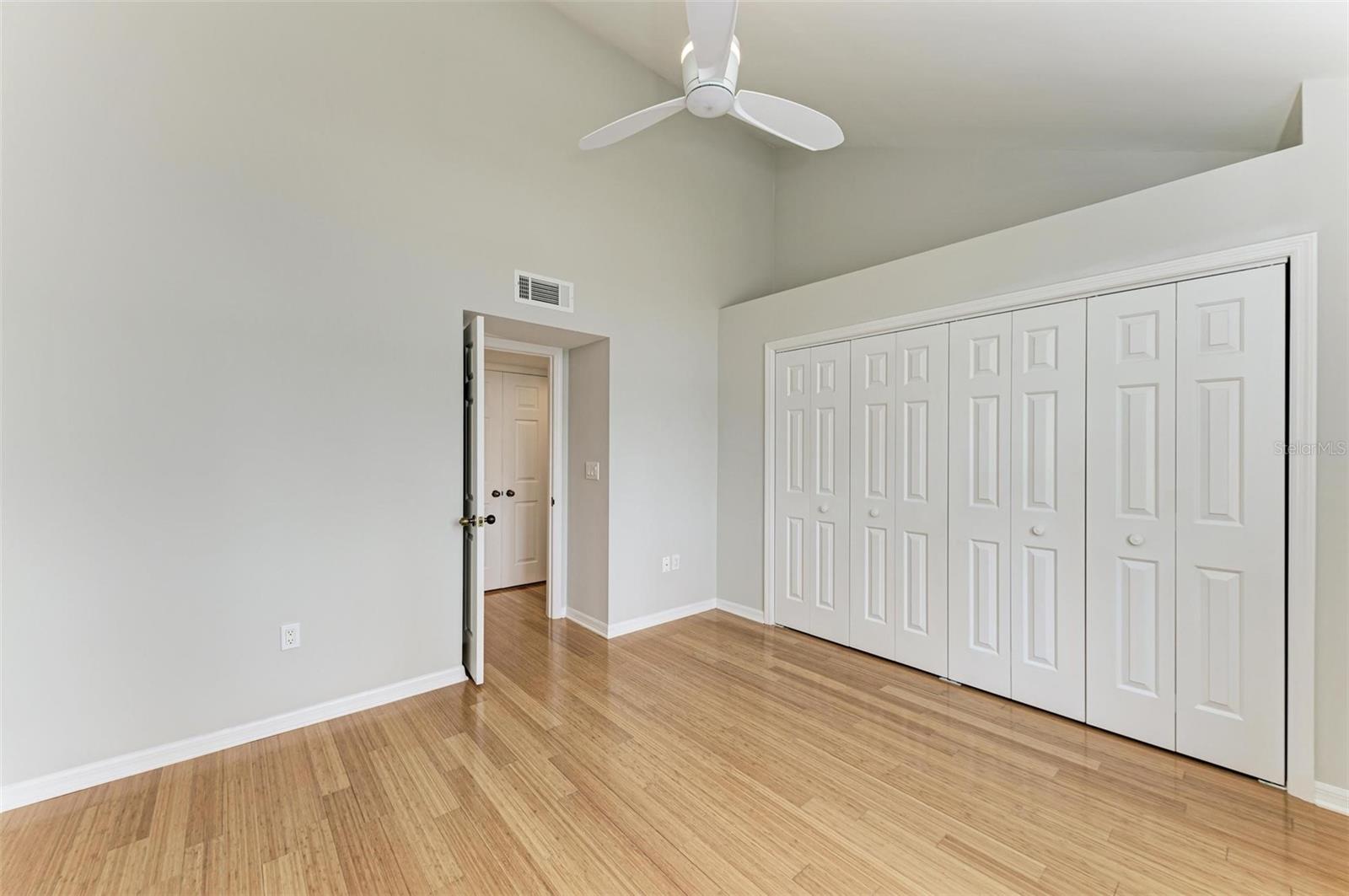 25 TIDY ISLAND BLVD, BRADENTON, FL, 34210