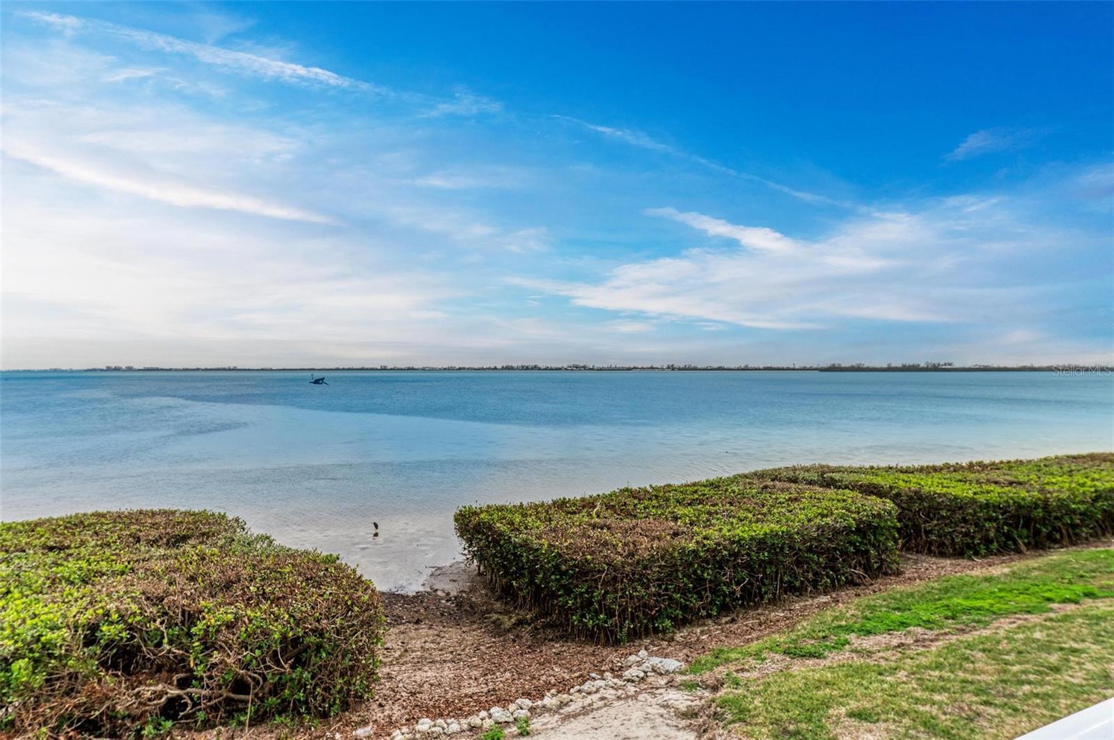 25 TIDY ISLAND BLVD, BRADENTON, FL, 34210