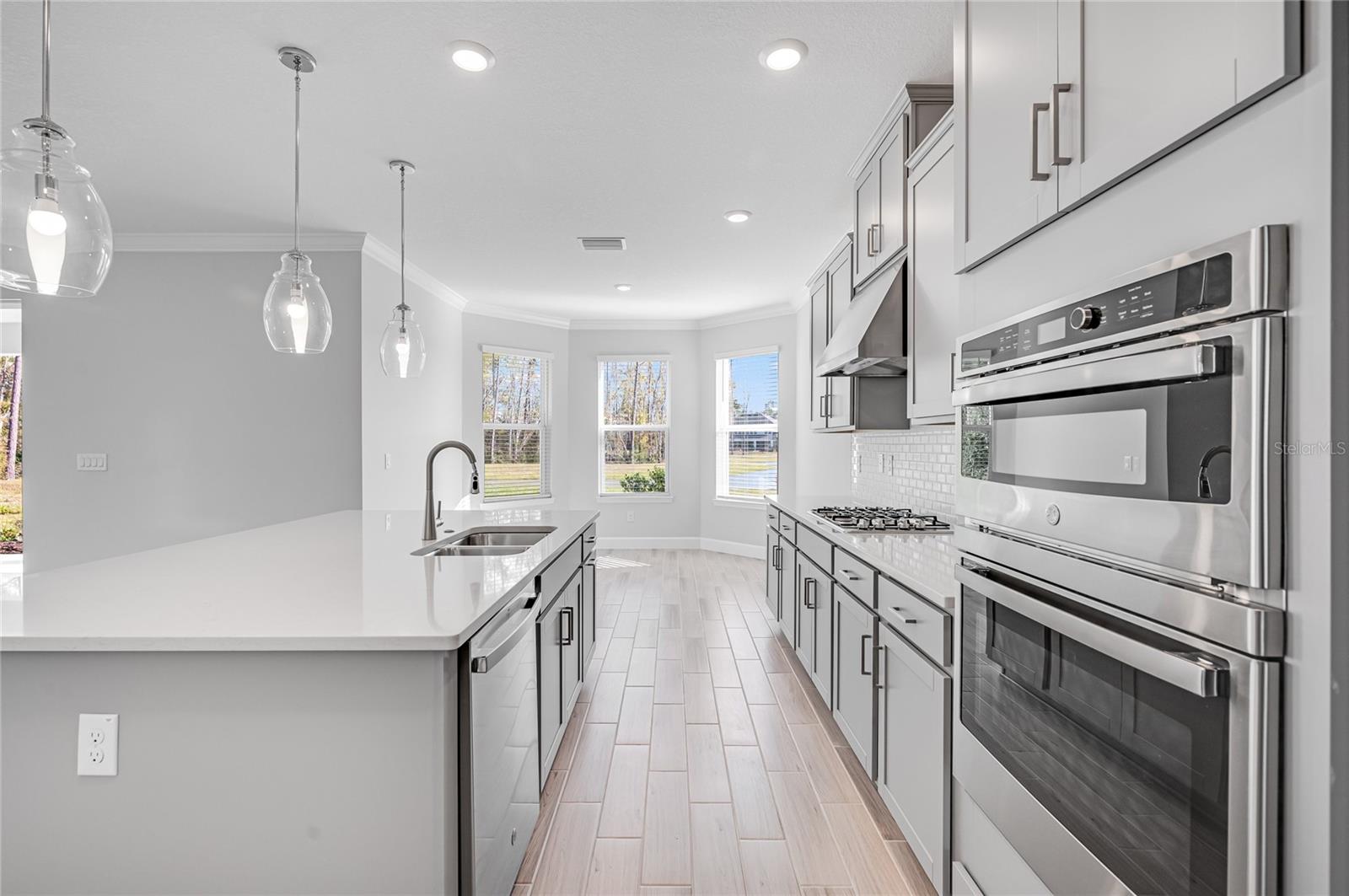 33945 LANDSMAN LOOP, WESLEY CHAPEL, FL, 33543