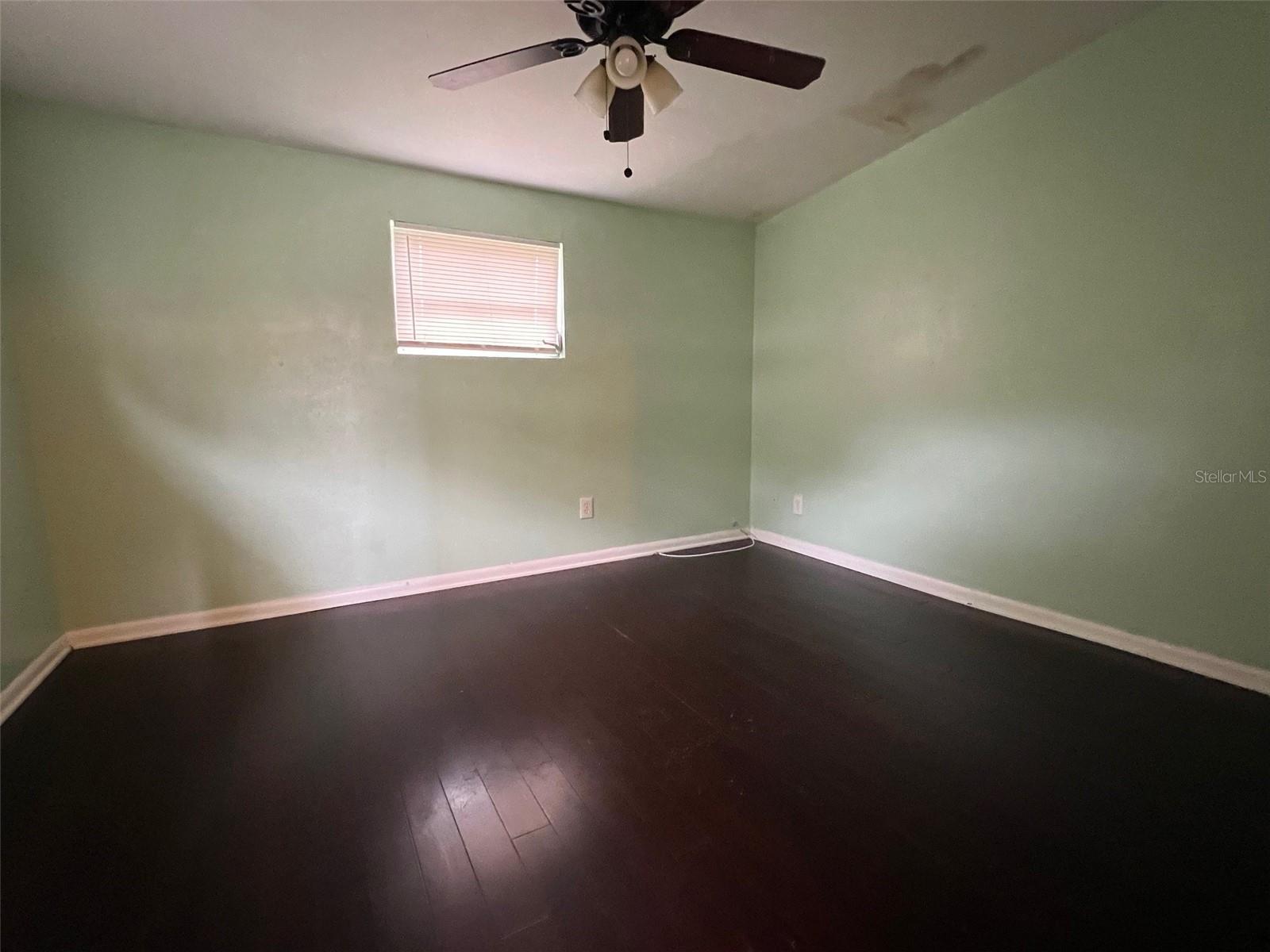 1373 FAIRFAX RD, CLEARWATER, FL, 33764