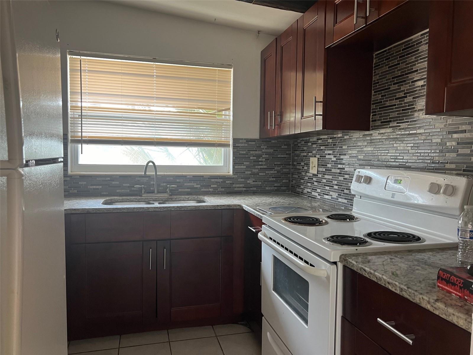 1373 FAIRFAX RD, CLEARWATER, FL, 33764