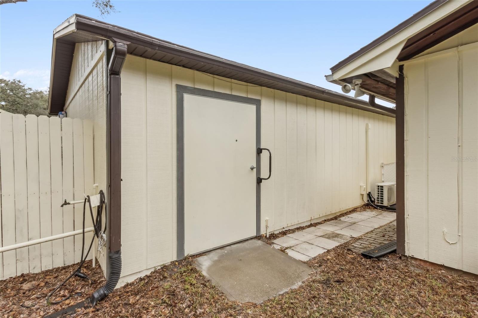 1128 HEIDI CT, DELAND, FL, 32720