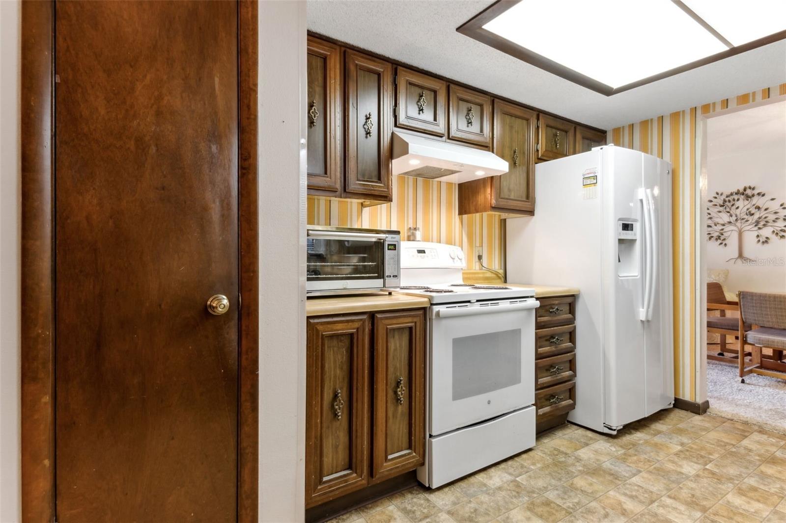 1128 HEIDI CT, DELAND, FL, 32720