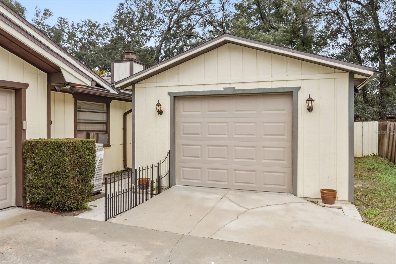 1128 HEIDI CT, DELAND, FL, 32720