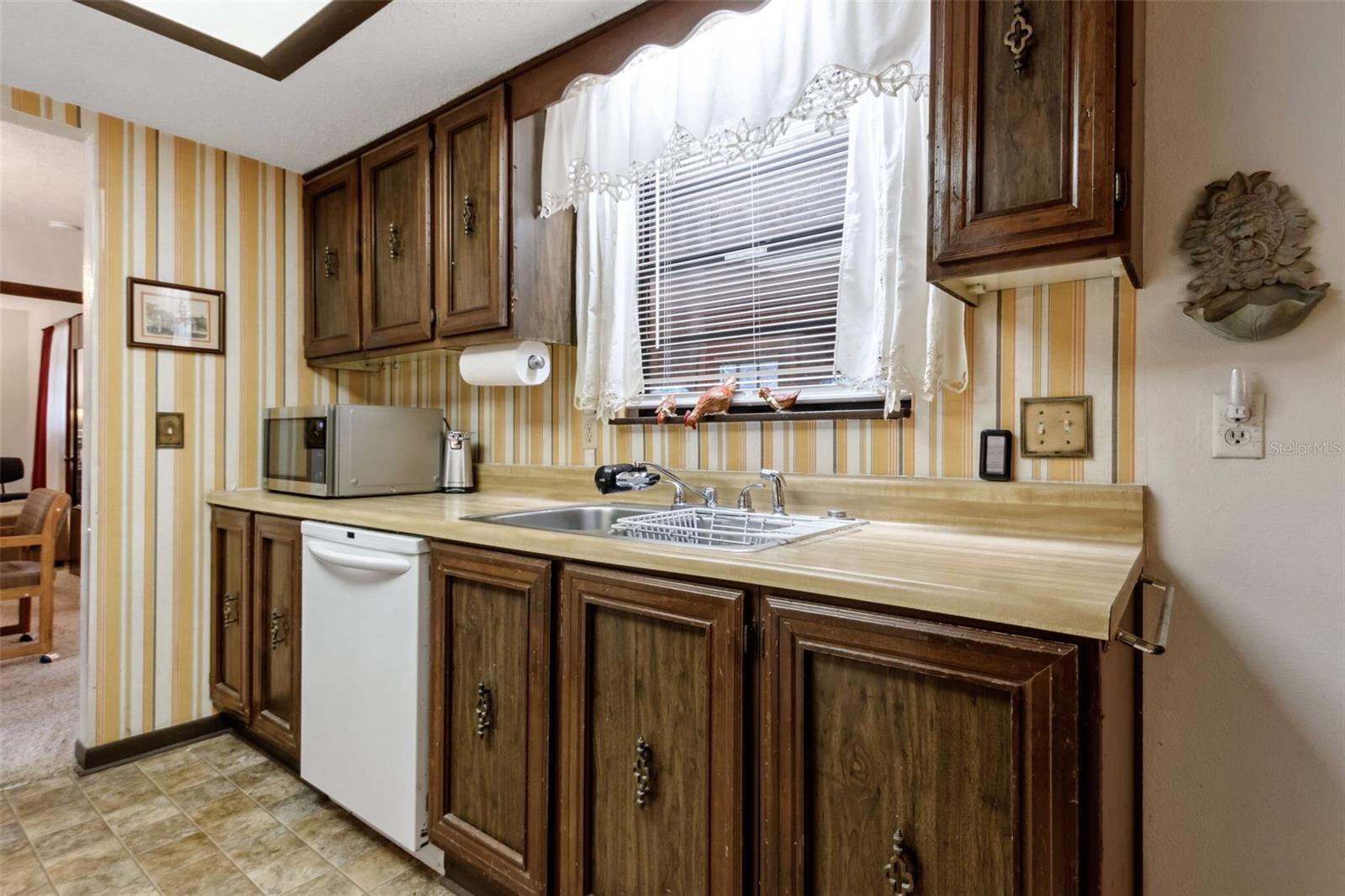 1128 HEIDI CT, DELAND, FL, 32720