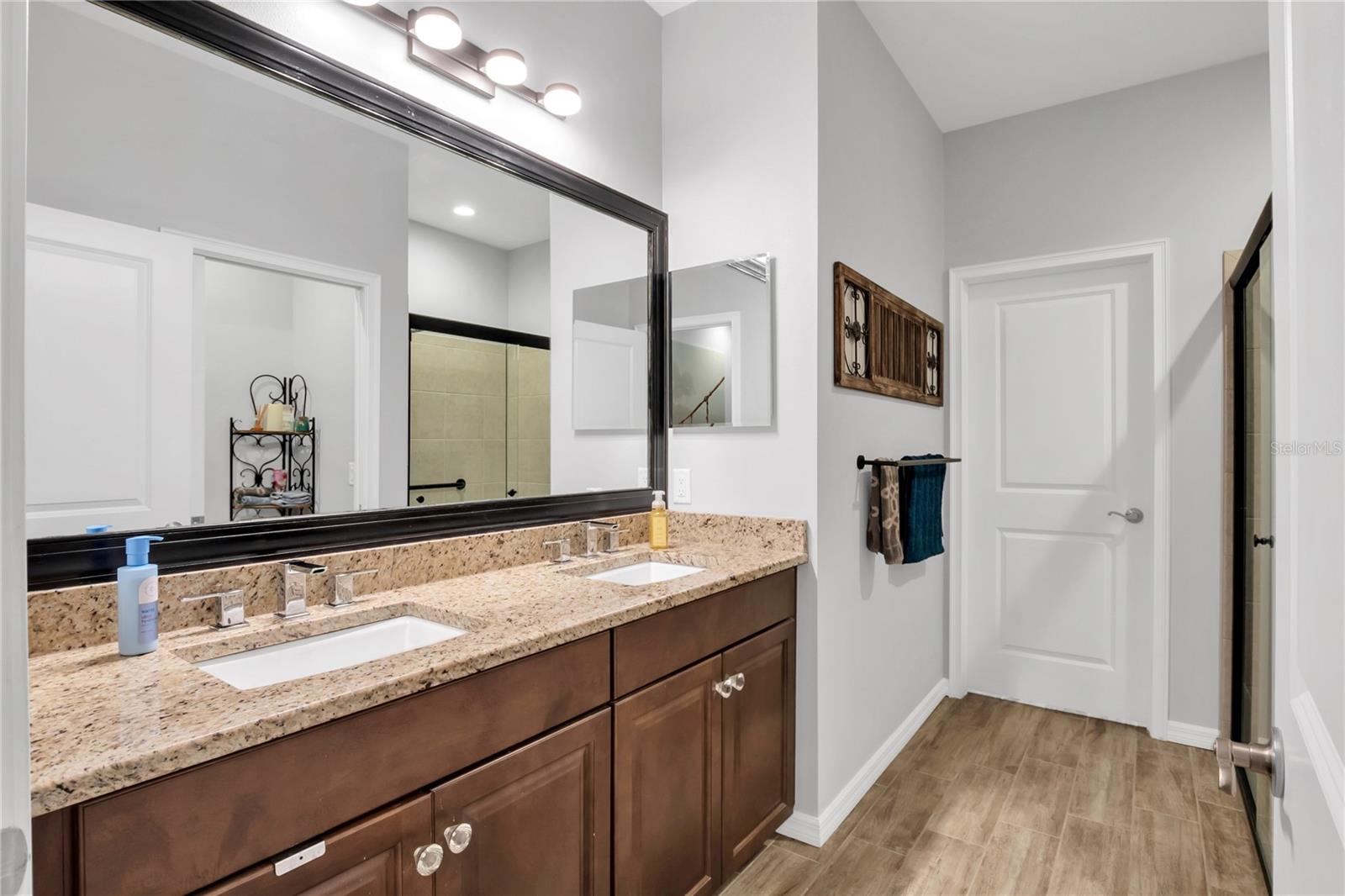 5716 COLONY GLEN RD, LITHIA, FL, 33547