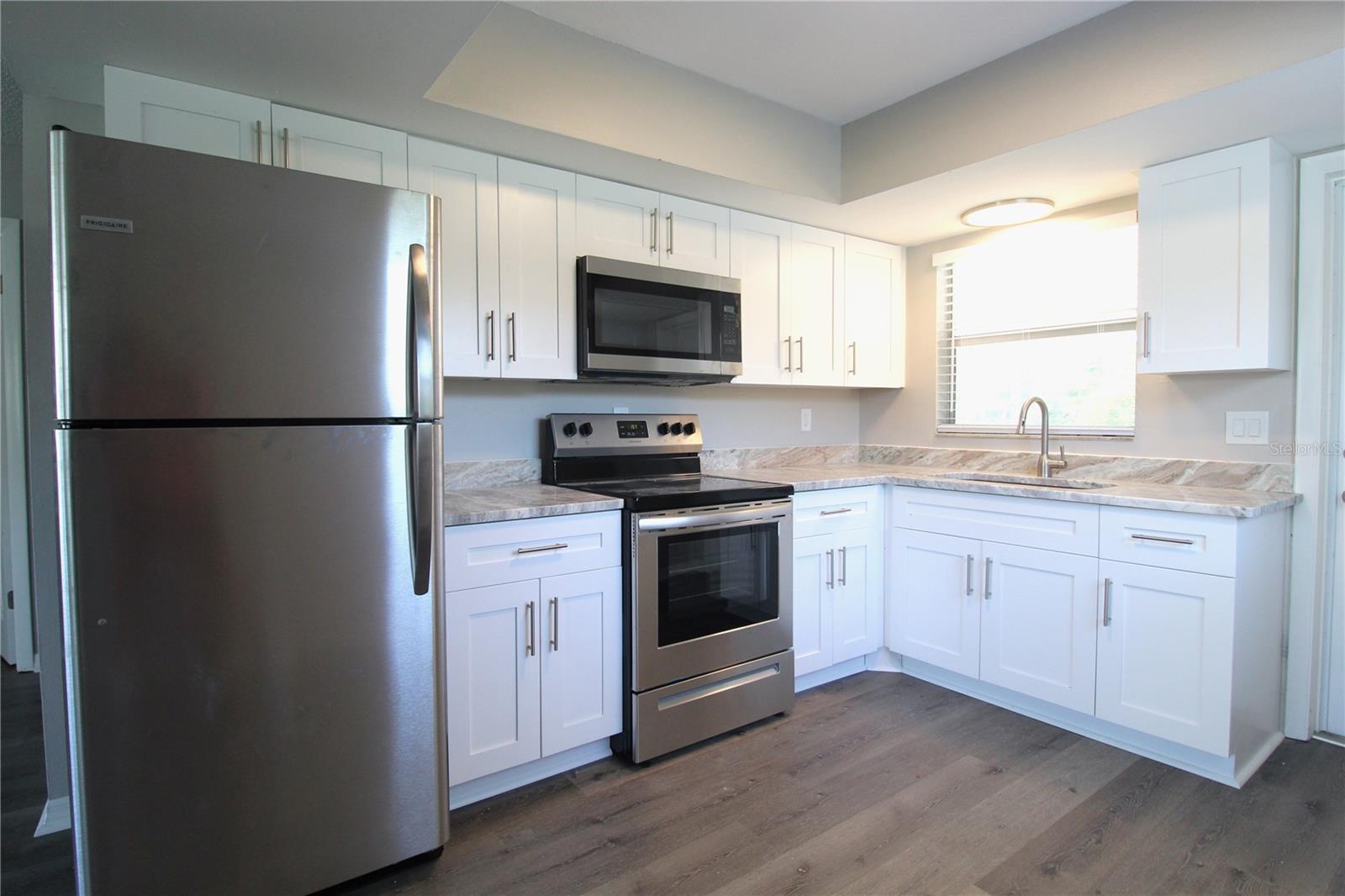 328 BRIARWOOD RD, VENICE, FL, 34293