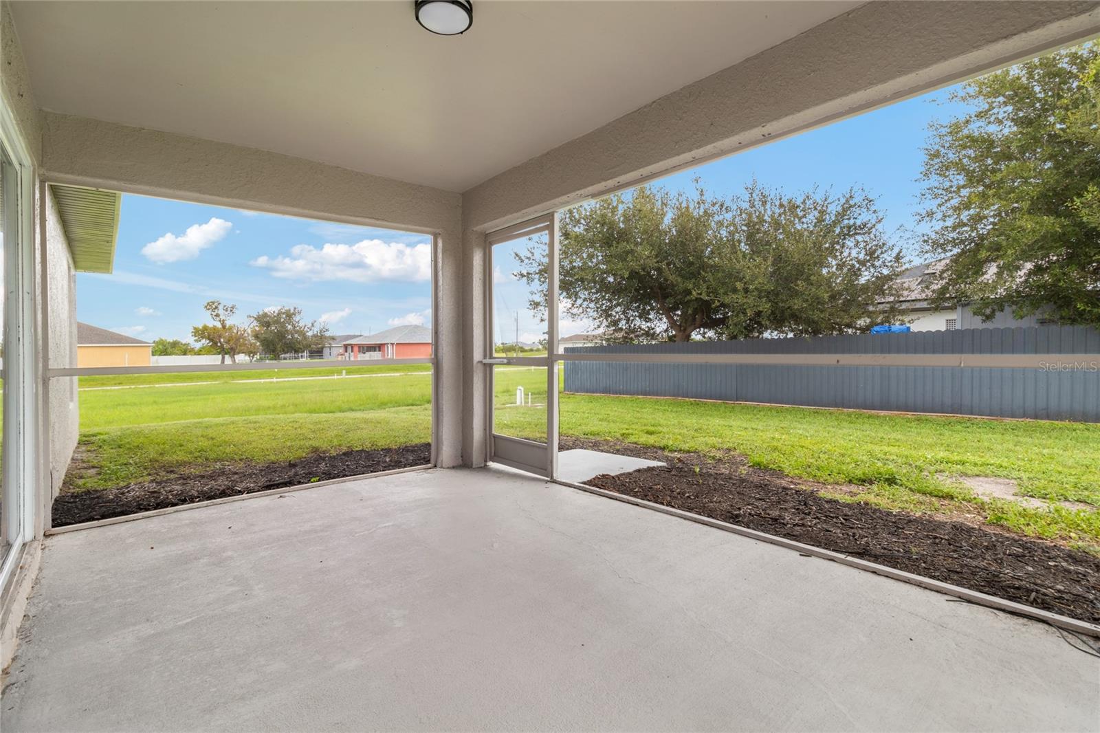 1021 NW 10TH AVE, CAPE CORAL, FL, 33993