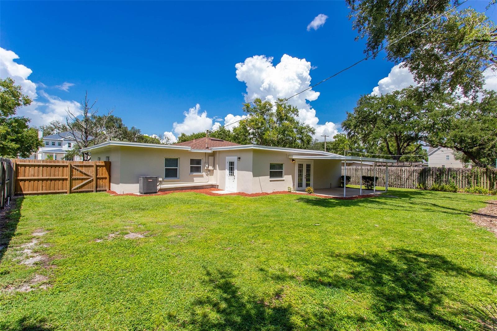 4604 W EL PRADO BLVD, TAMPA, FL, 33629