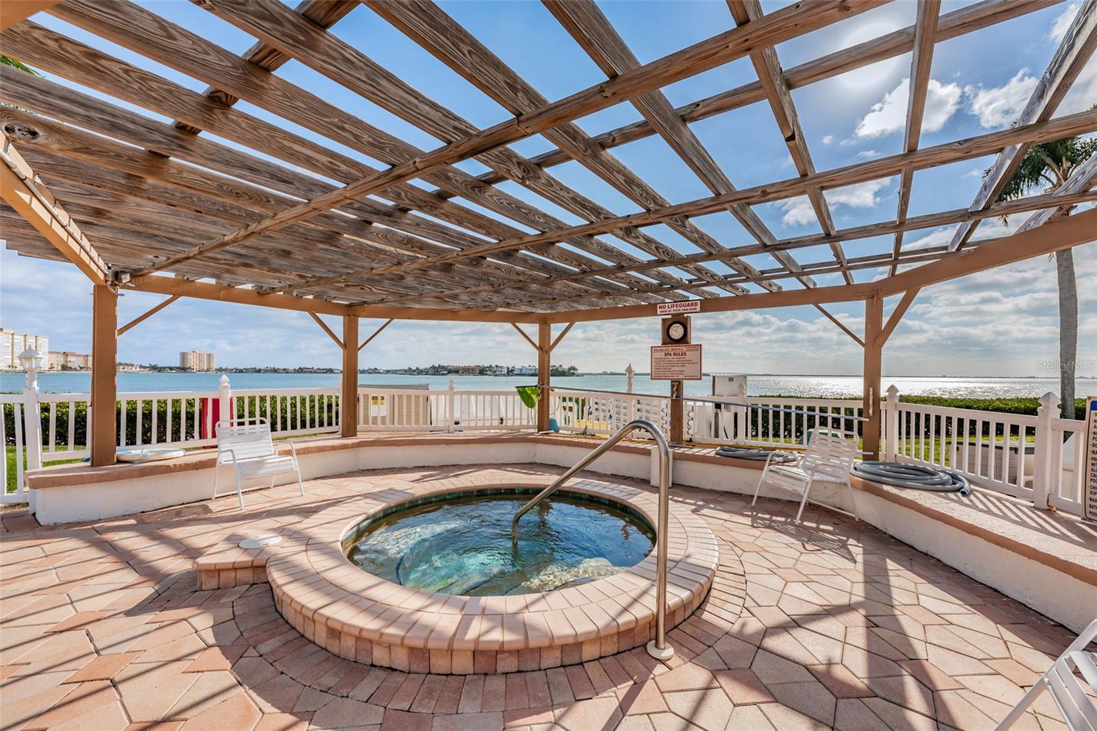 6218 PALMA DEL MAR BLVD S #208, ST PETERSBURG, FL, 33715