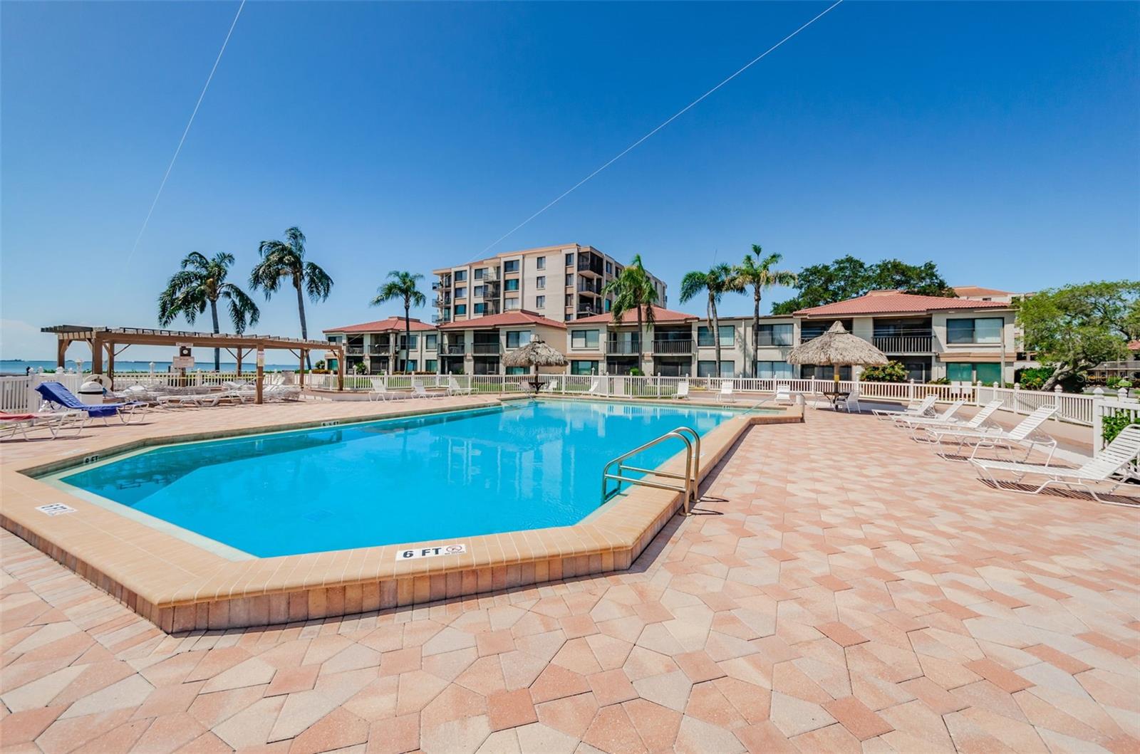 6218 PALMA DEL MAR BLVD S #208, ST PETERSBURG, FL, 33715