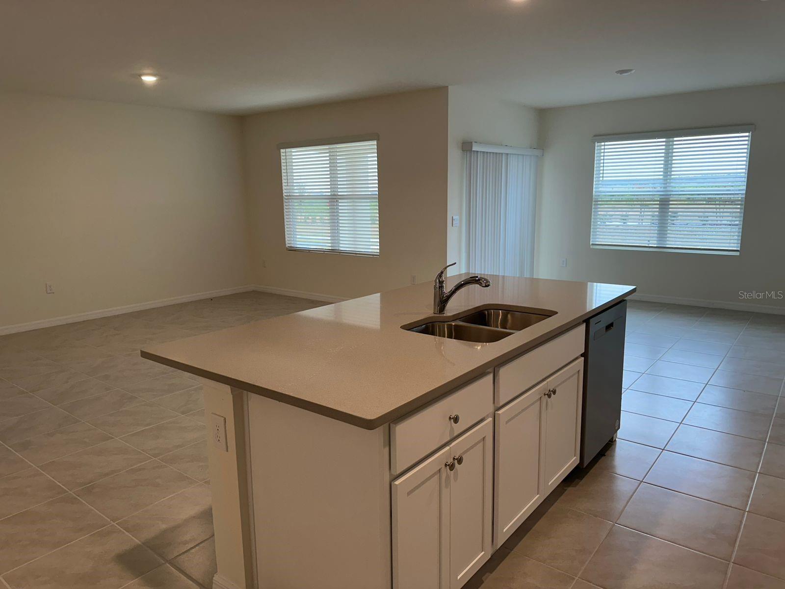 308 TAYLOR GROVES, LAKE WALES, FL, 33898
