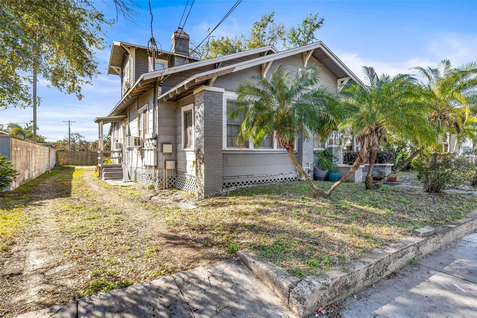 607 E LOUISIANA AVE, TAMPA, FL, 33603