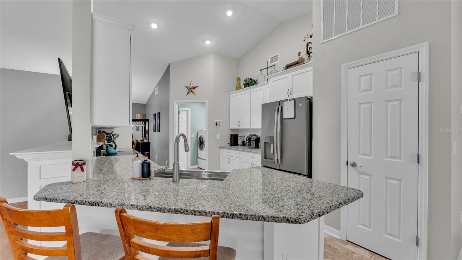 2105 NORMANDY HEIGHTS LN, WINTER HAVEN, FL, 33880