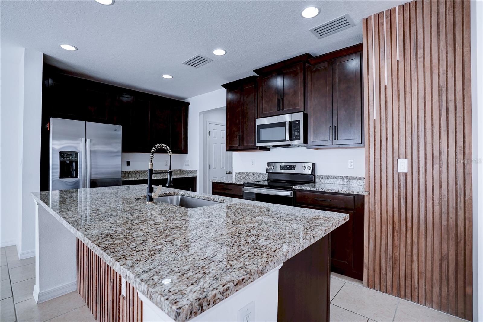 1726 TREE SHADE DR, DAVENPORT, FL, 33837