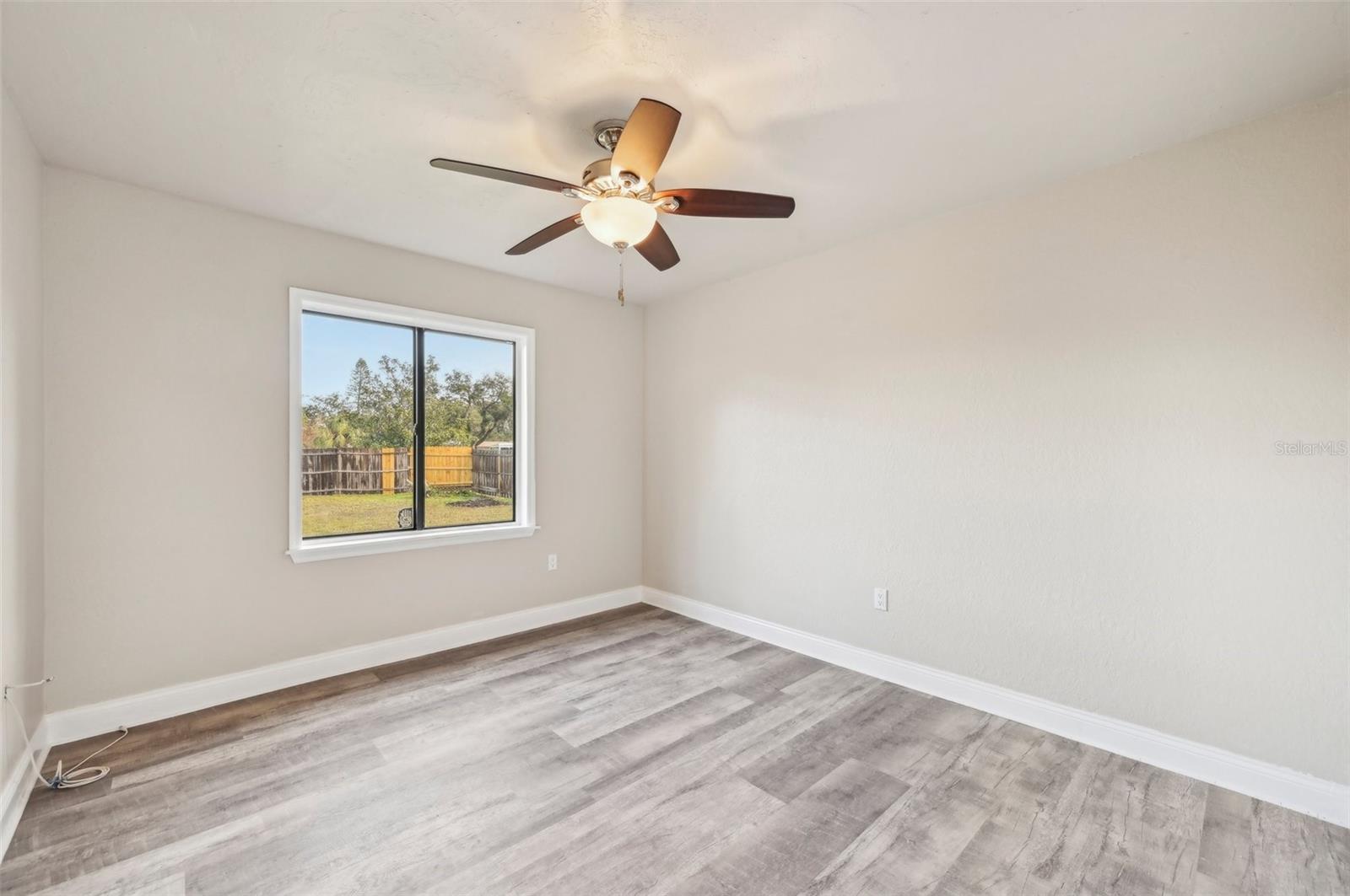 5915 29TH AVENUE DR E, BRADENTON, FL, 34208