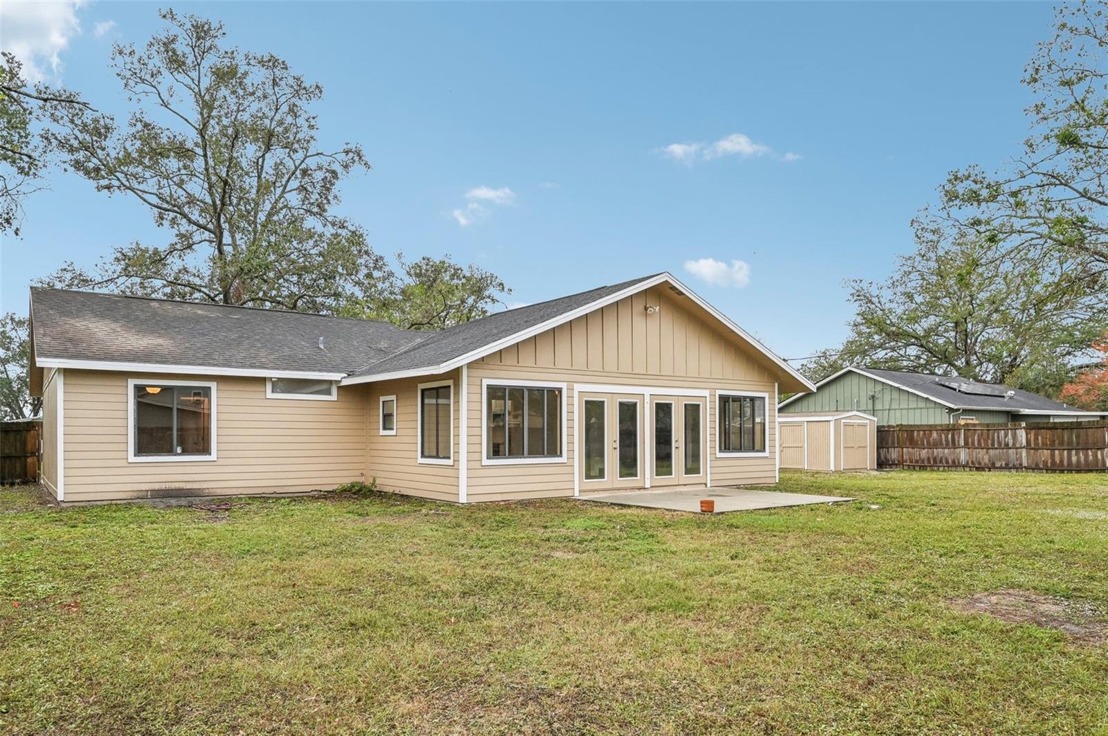 5915 29TH AVENUE DR E, BRADENTON, FL, 34208