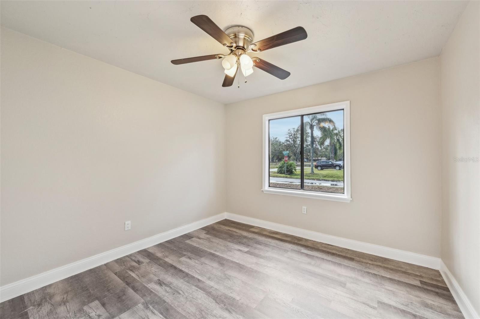 5915 29TH AVENUE DR E, BRADENTON, FL, 34208