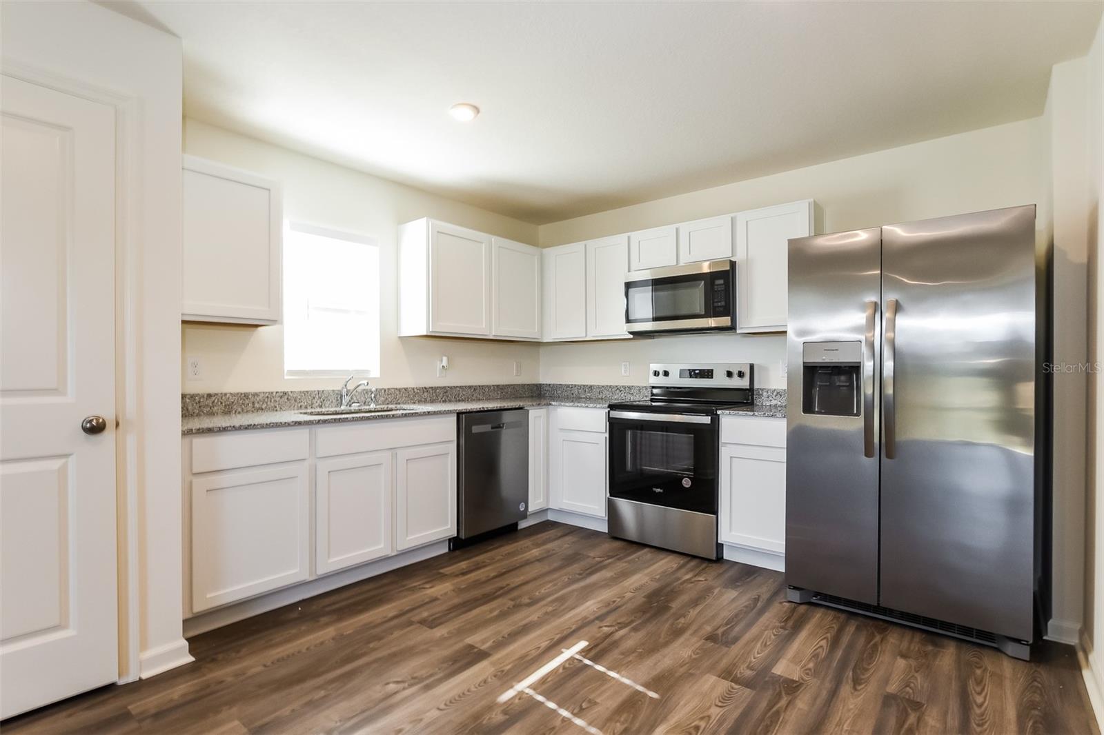 2007 IOWA DR, SUMTERVILLE, FL, 33585