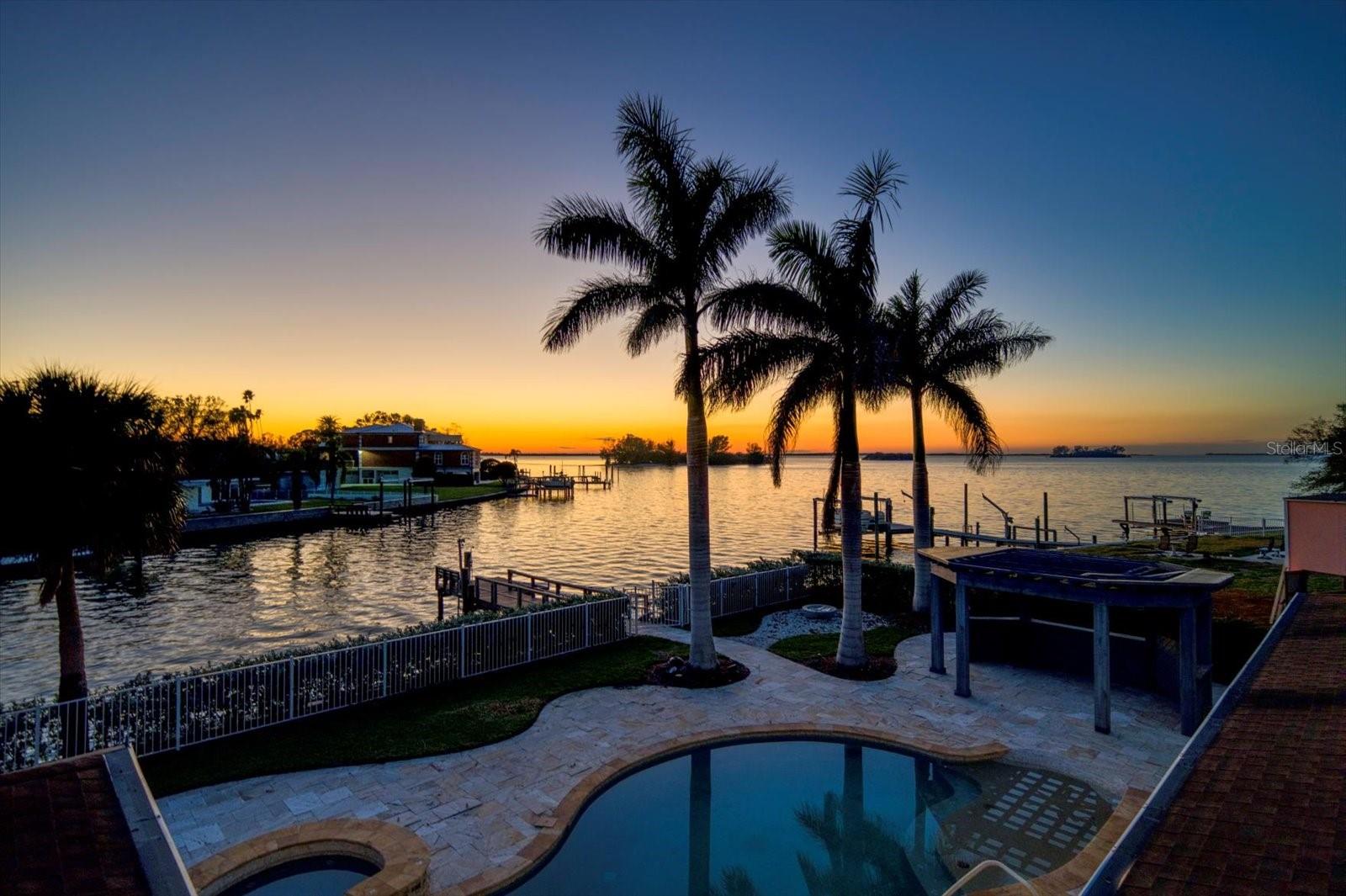103 SHORE DR, DUNEDIN, FL, 34698