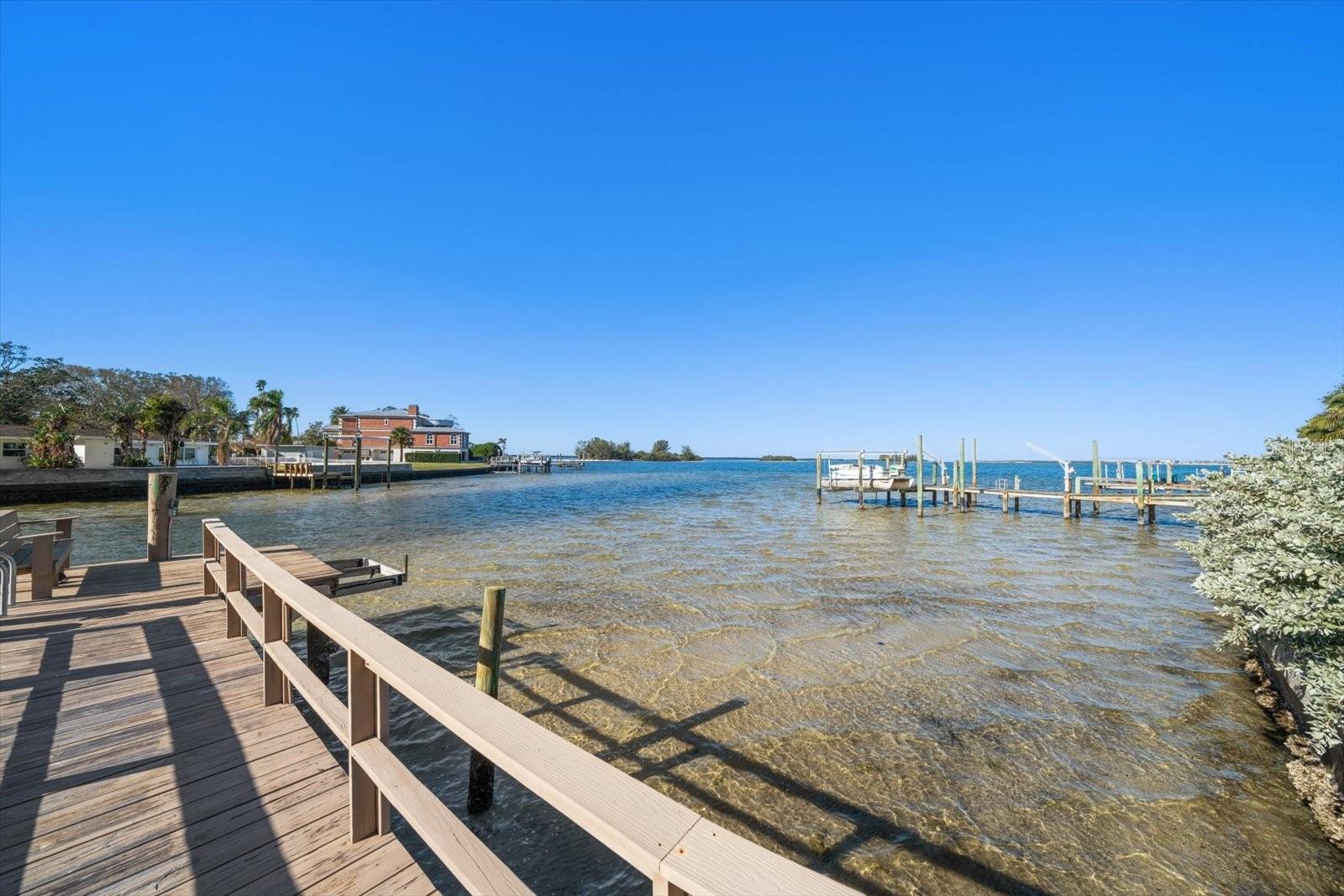 103 SHORE DR, DUNEDIN, FL, 34698