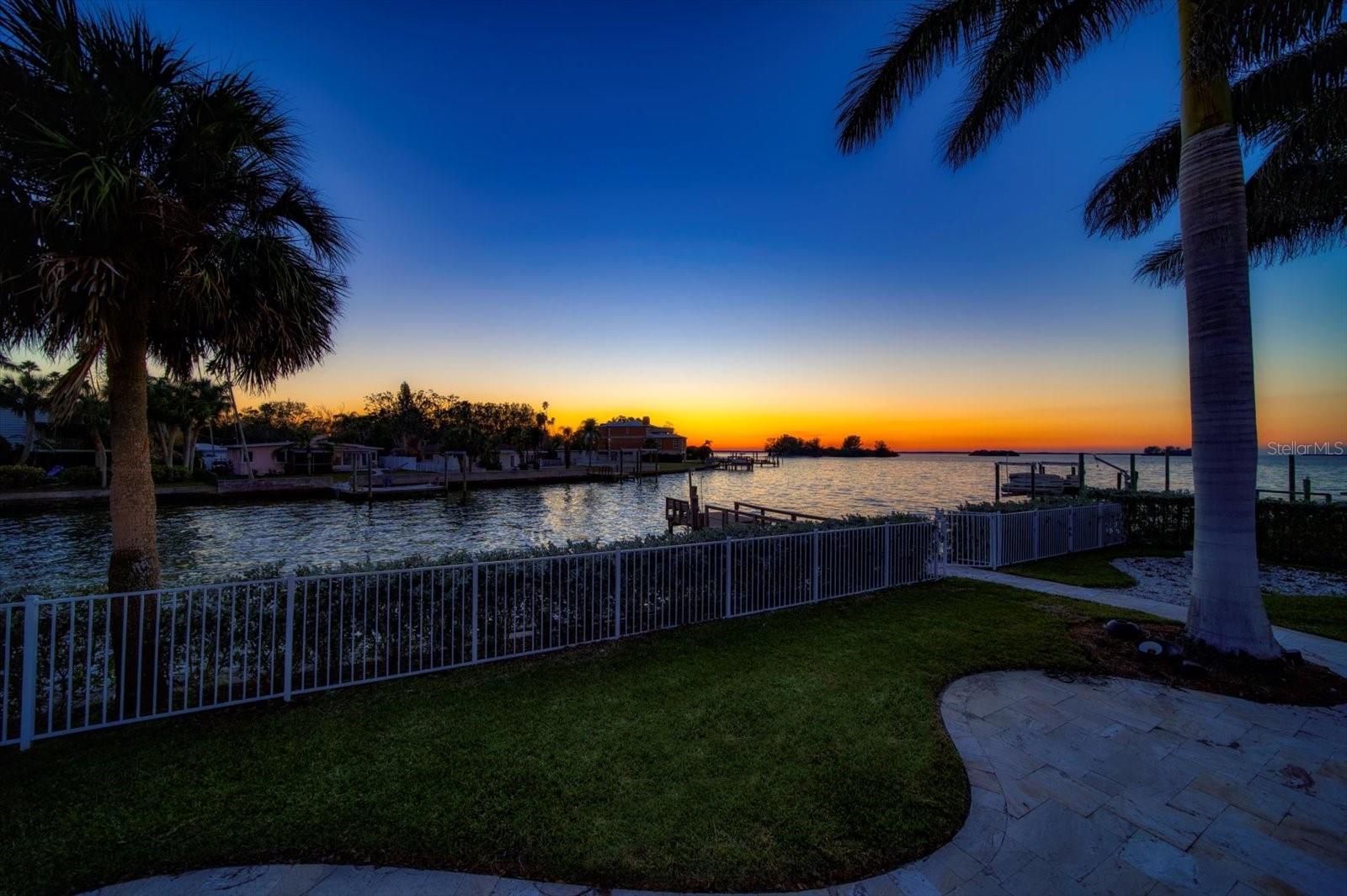 103 SHORE DR, DUNEDIN, FL, 34698