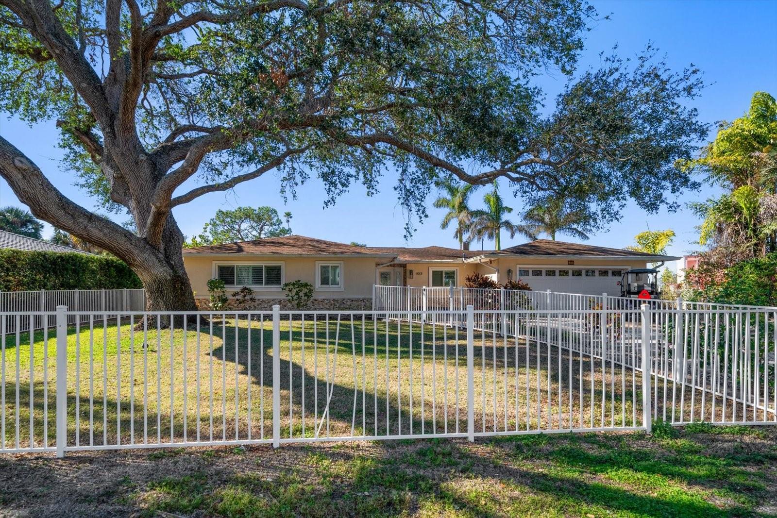 103 SHORE DR, DUNEDIN, FL, 34698