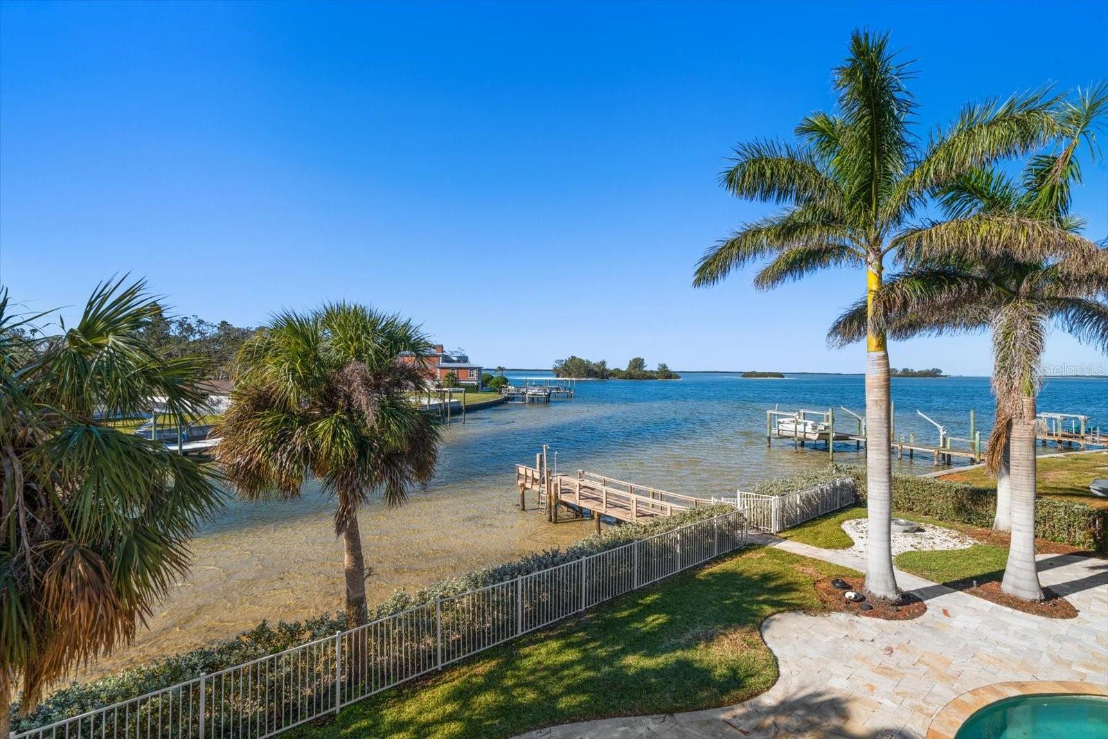 103 SHORE DR, DUNEDIN, FL, 34698