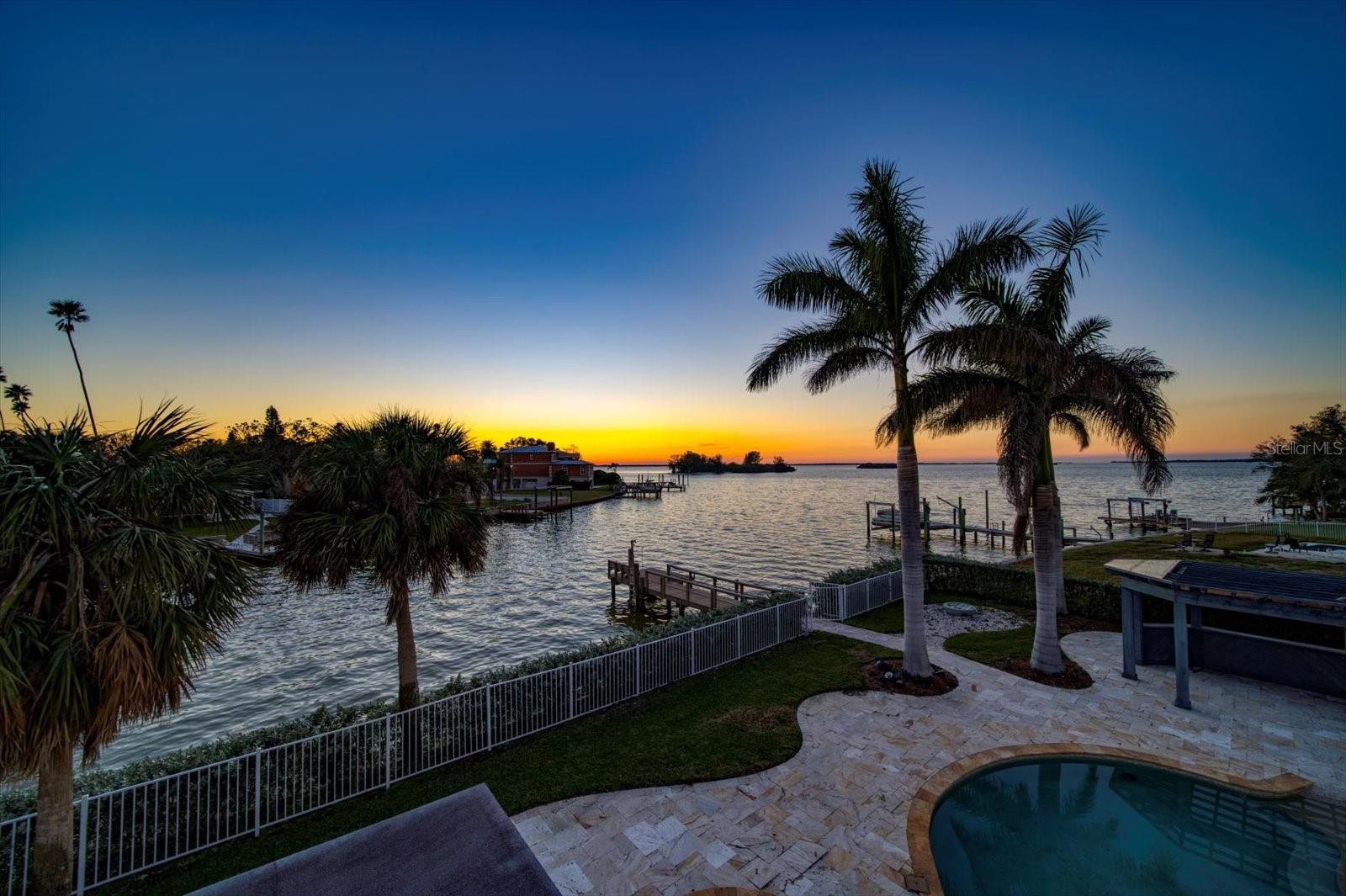 103 SHORE DR, DUNEDIN, FL, 34698