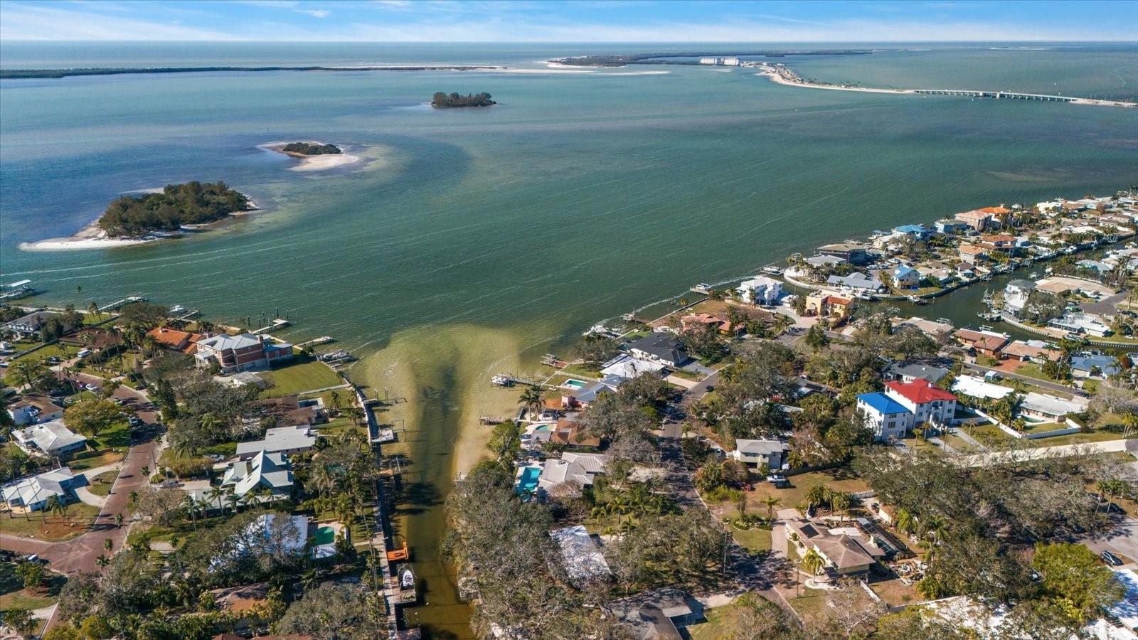 103 SHORE DR, DUNEDIN, FL, 34698