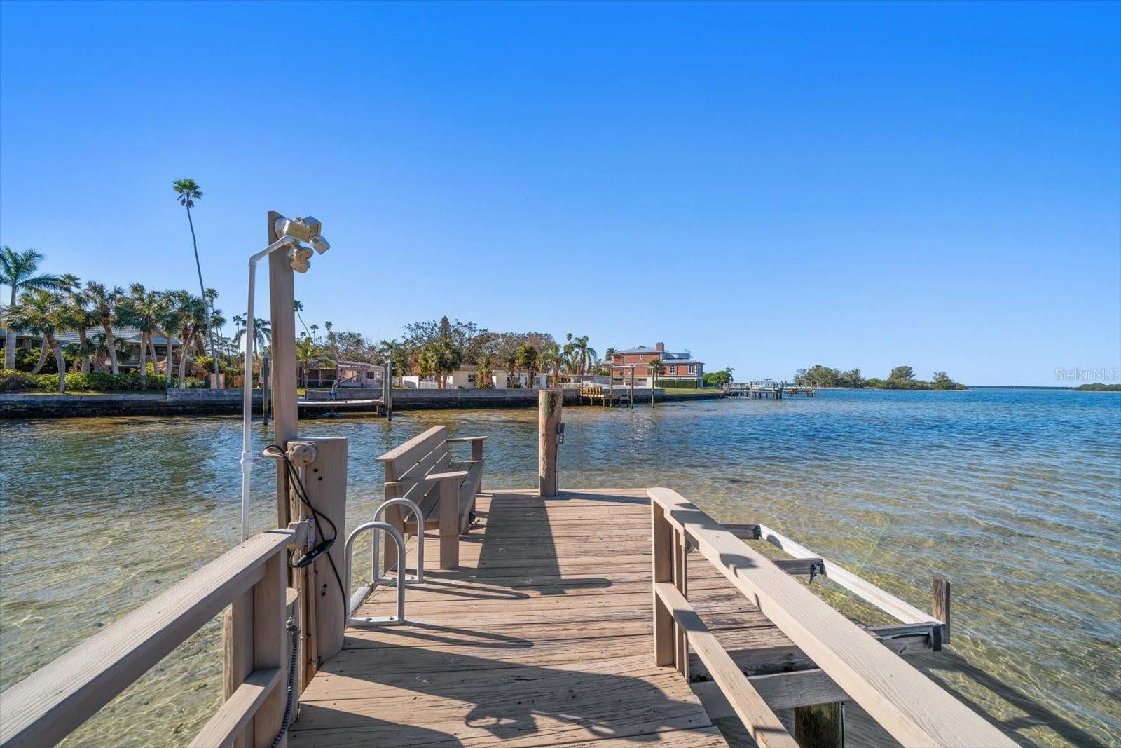 103 SHORE DR, DUNEDIN, FL, 34698