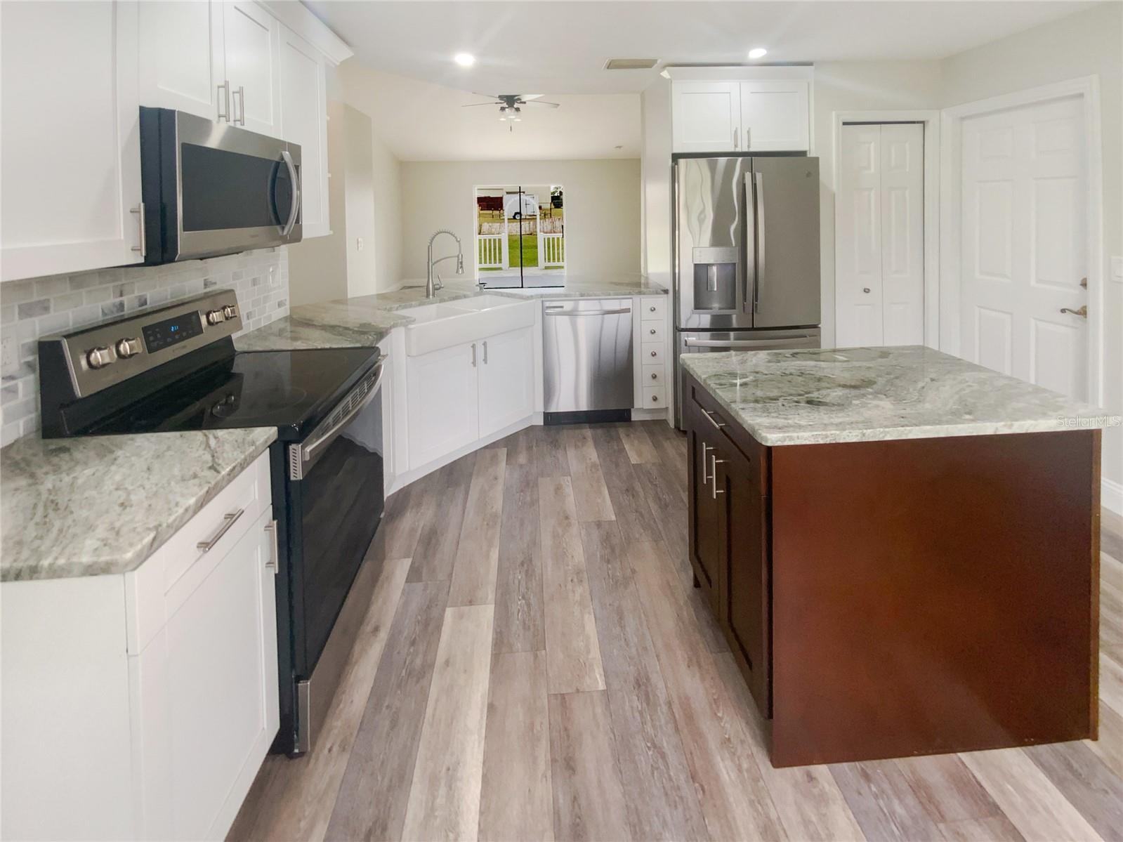 7224 HIGHLAND LOOP, ZEPHYRHILLS, FL, 33541