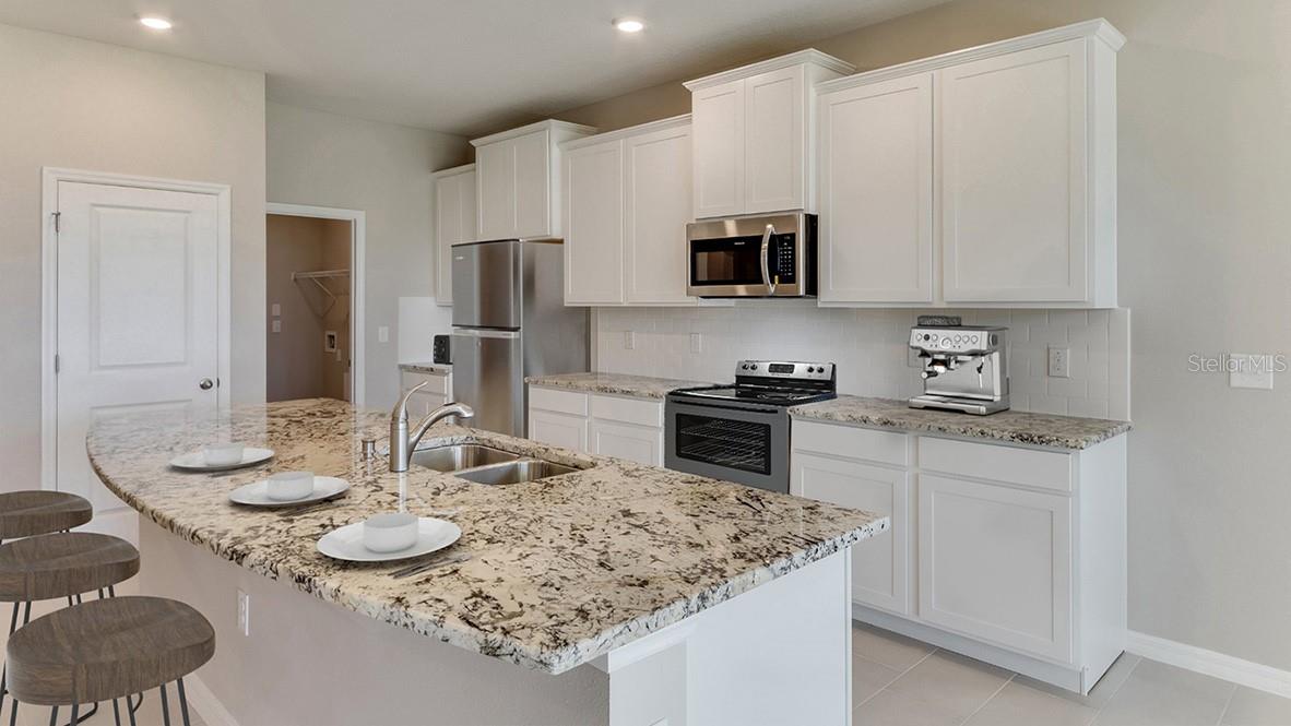 9284 SW 60TH COURT RD, OCALA, FL, 34476