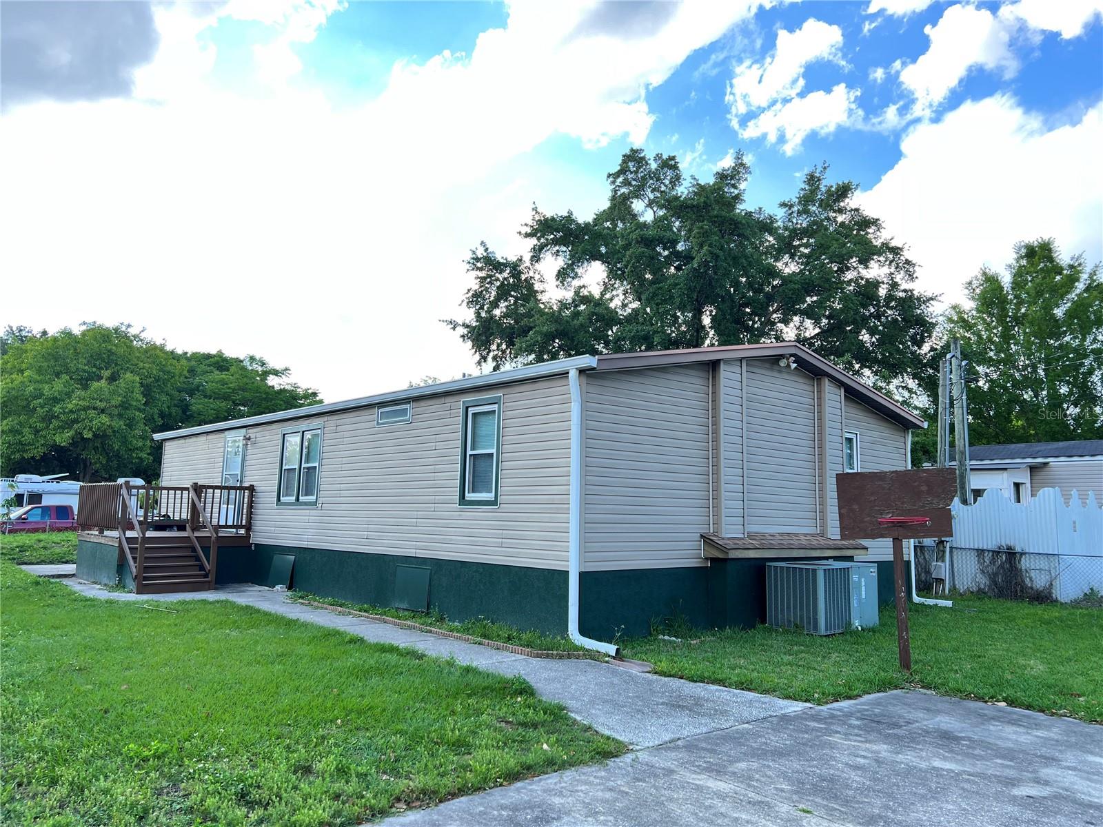 TAFT TOWN, ORLANDO, FL, 32824