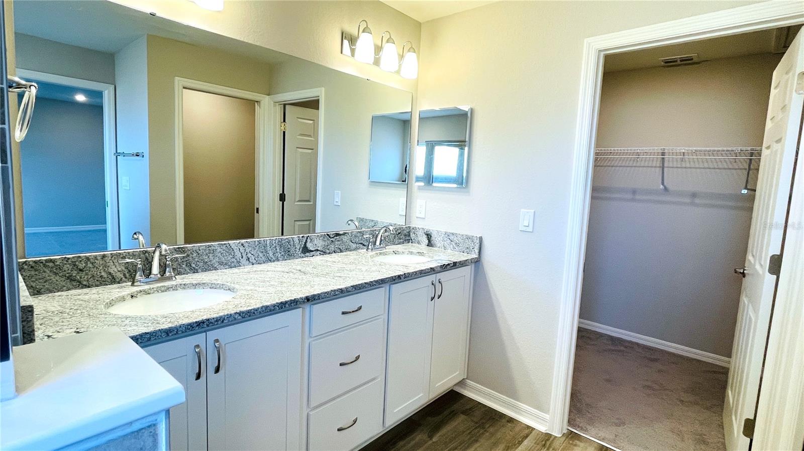1387 MOUNTAIN FLOWER LN, DAVENPORT, FL, 33837