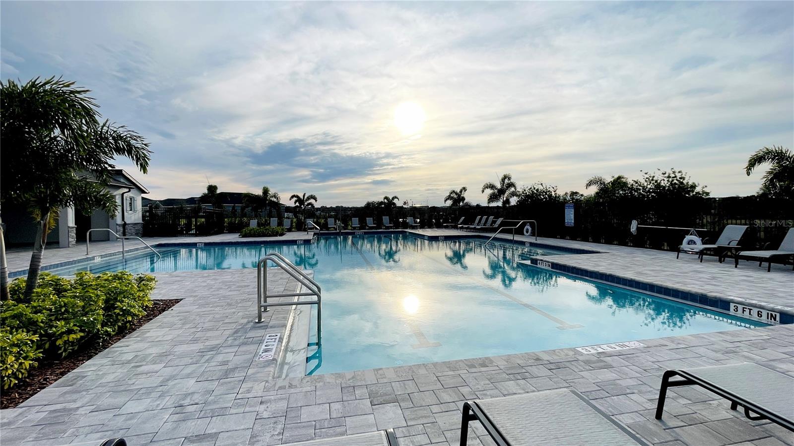 1387 MOUNTAIN FLOWER LN, DAVENPORT, FL, 33837