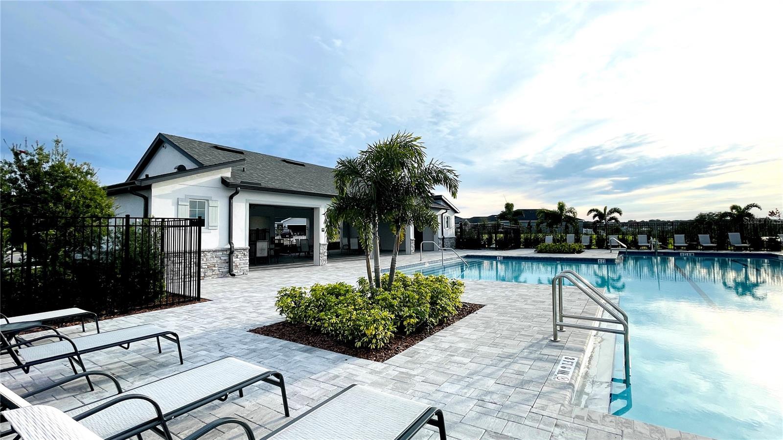 1387 MOUNTAIN FLOWER LN, DAVENPORT, FL, 33837
