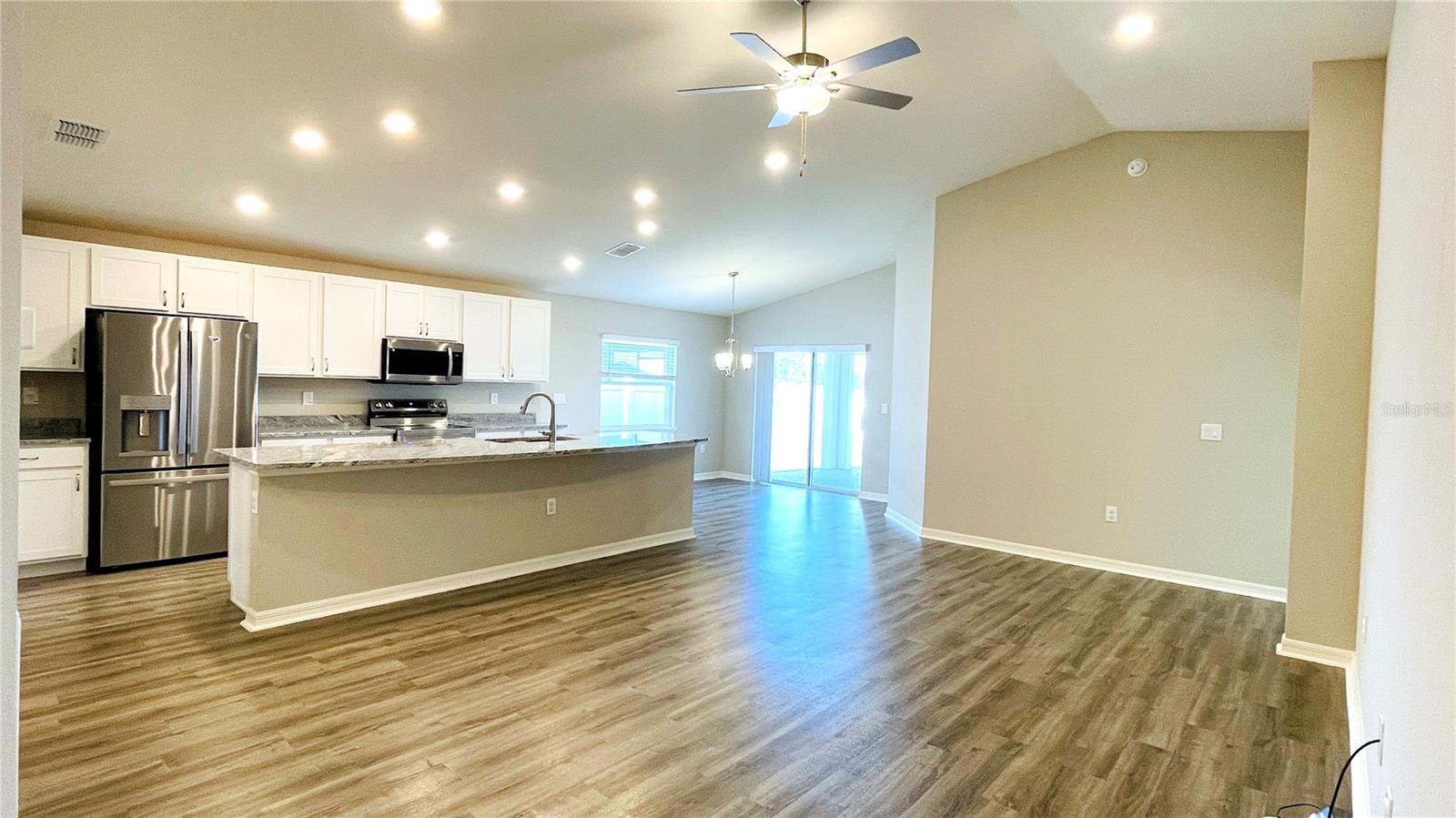 1387 MOUNTAIN FLOWER LN, DAVENPORT, FL, 33837