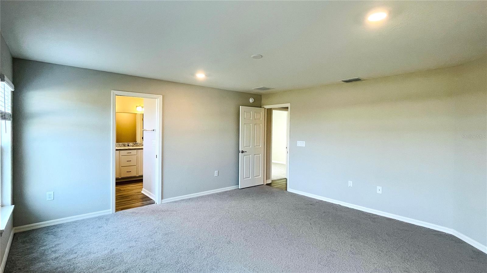 1387 MOUNTAIN FLOWER LN, DAVENPORT, FL, 33837
