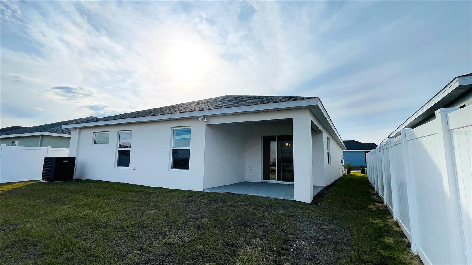 1387 MOUNTAIN FLOWER LN, DAVENPORT, FL, 33837