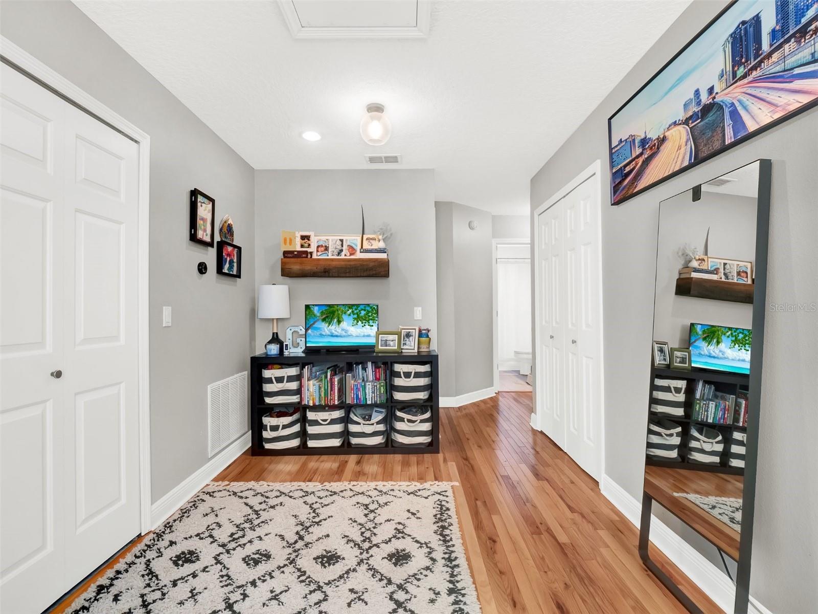 833 ELLWOOD AVE, ORLANDO, FL, 32804