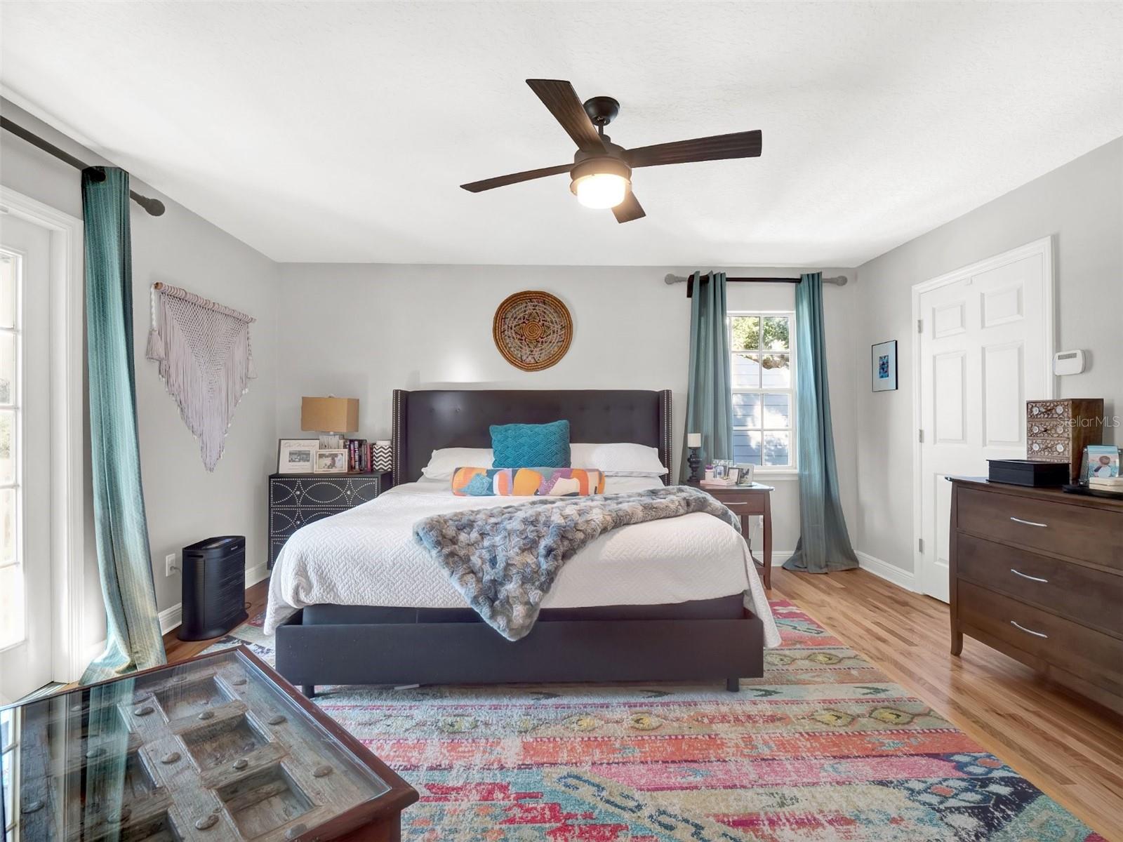 833 ELLWOOD AVE, ORLANDO, FL, 32804