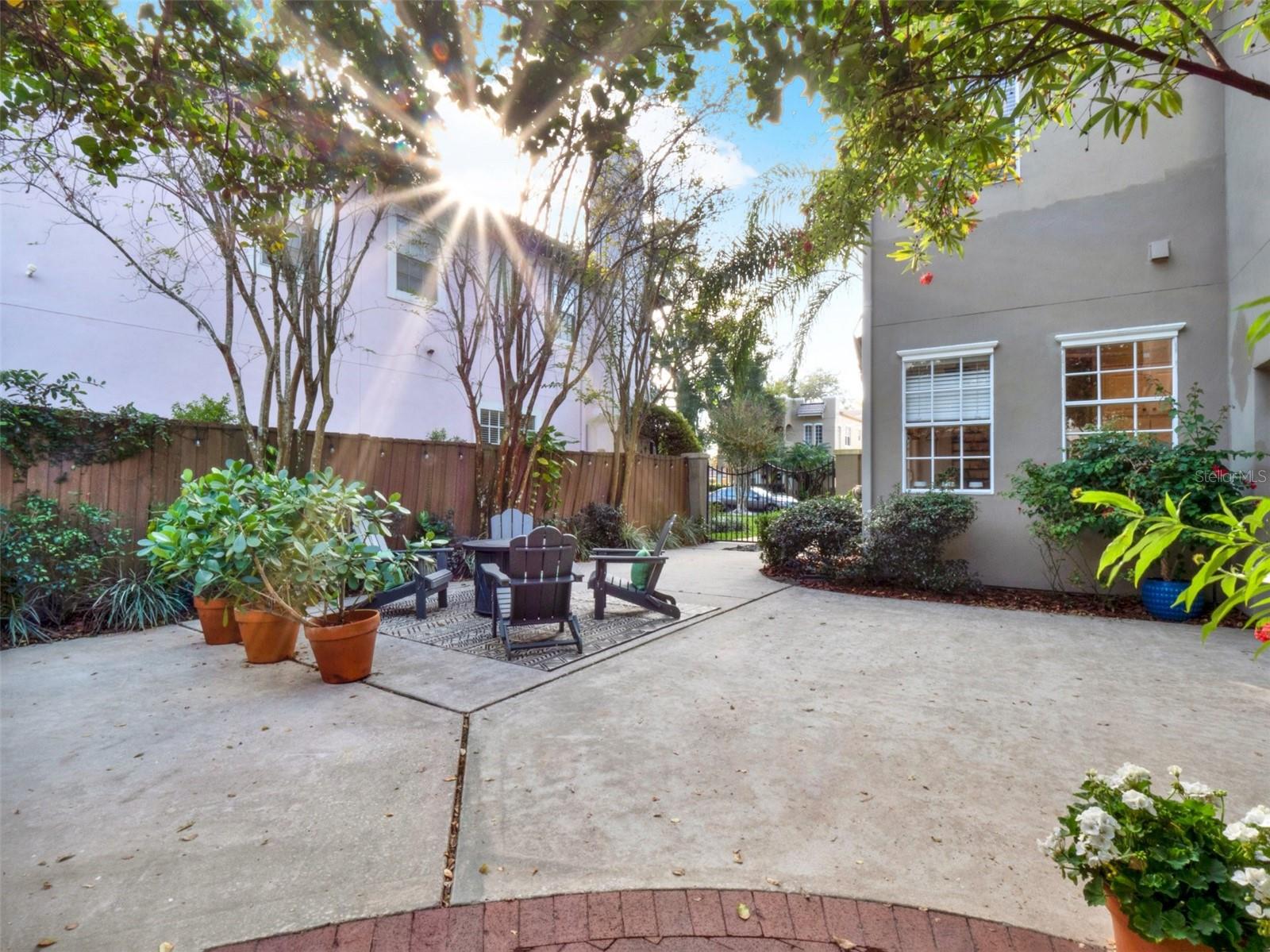 833 ELLWOOD AVE, ORLANDO, FL, 32804
